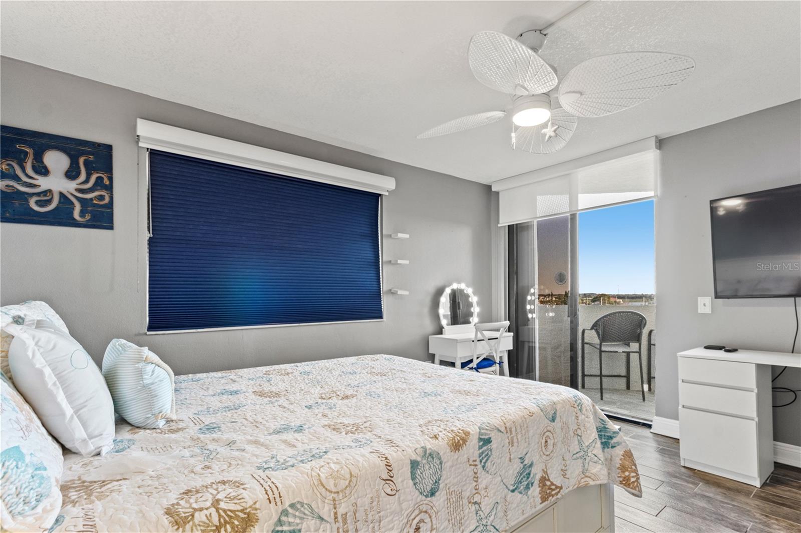 Listing photo id 33 for 6035 Sea Ranch Drive 415