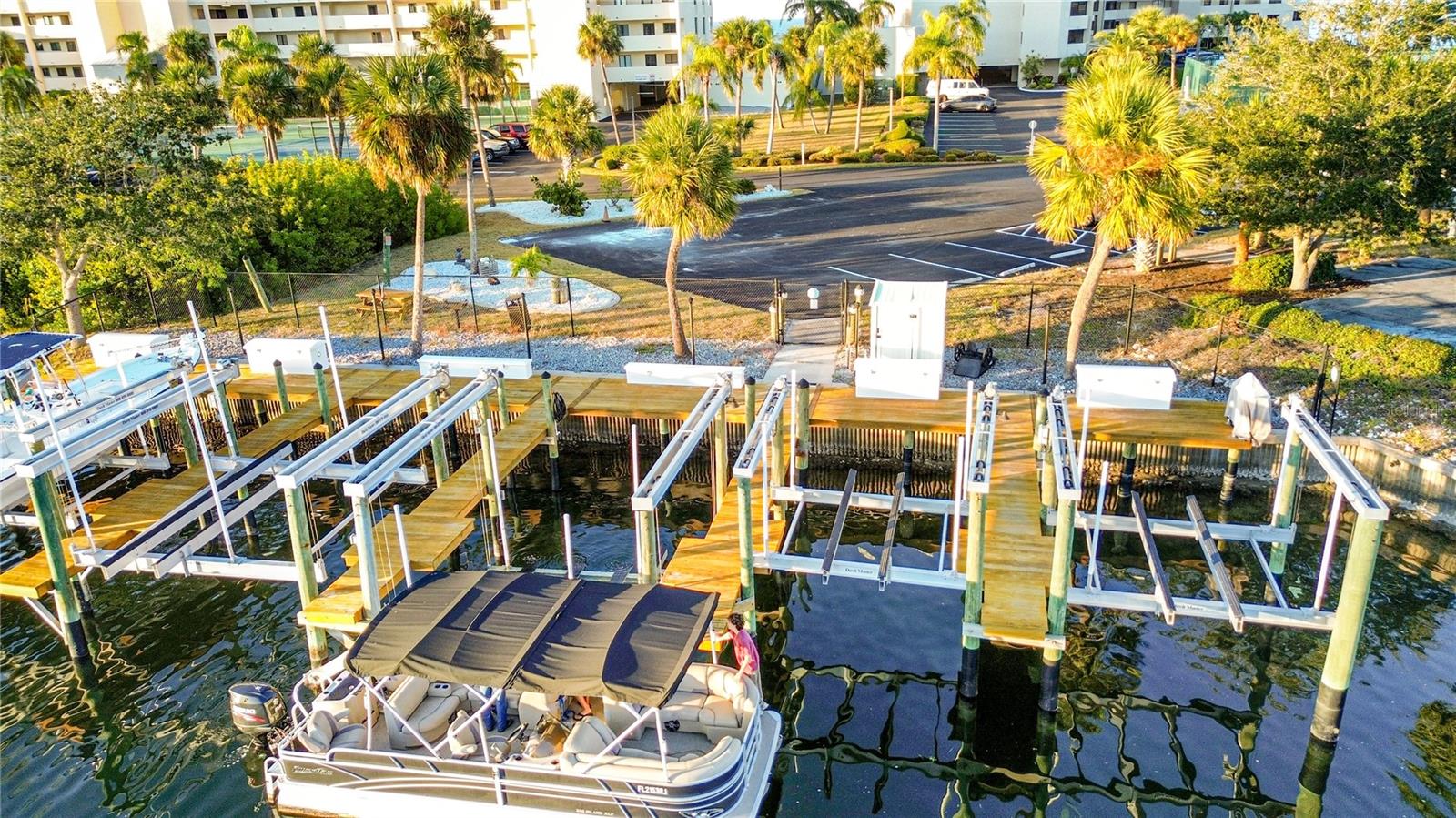 Listing photo id 46 for 6035 Sea Ranch Drive 415