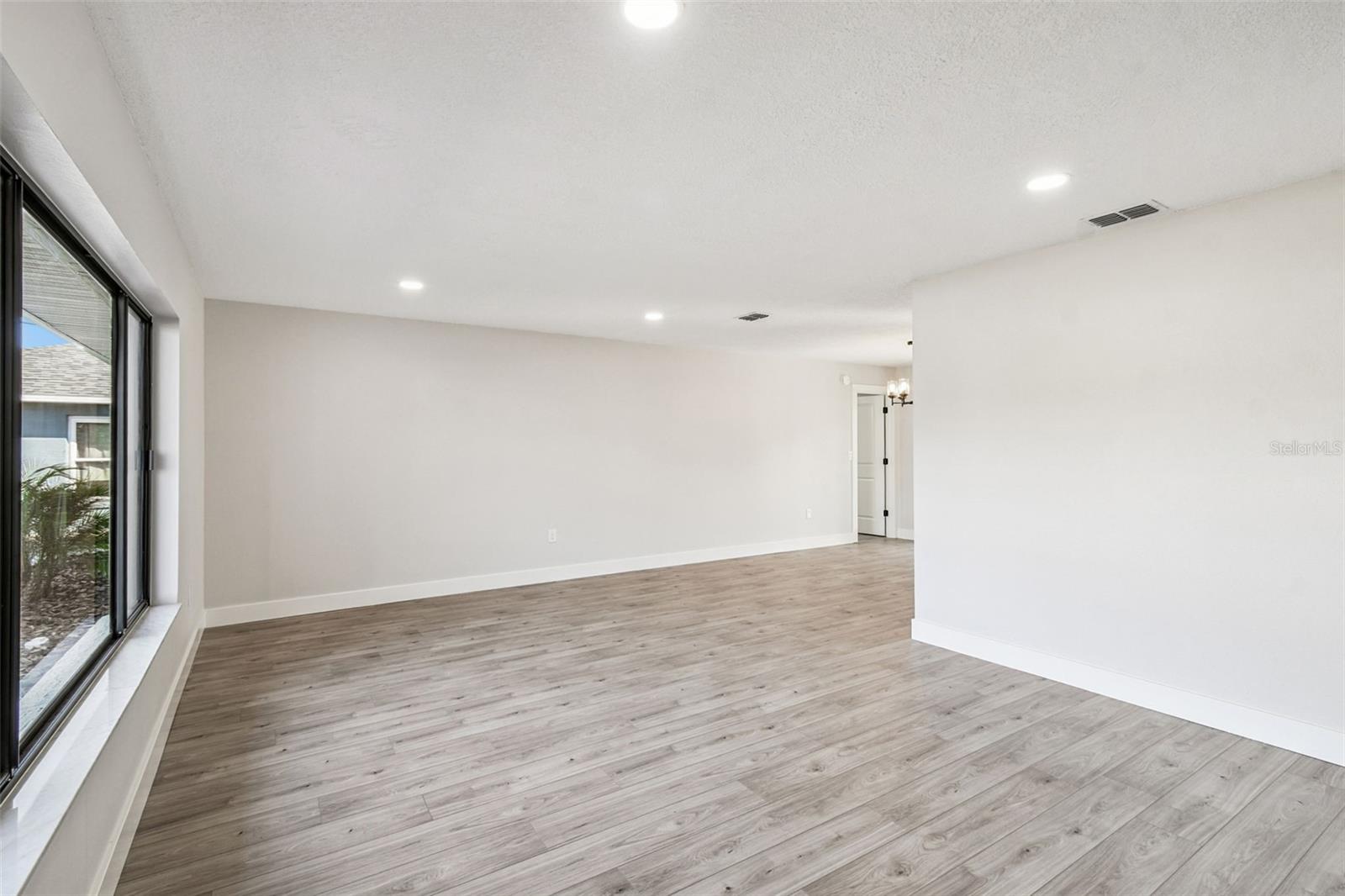 Image 11 of 70 For 5248 Frost Road