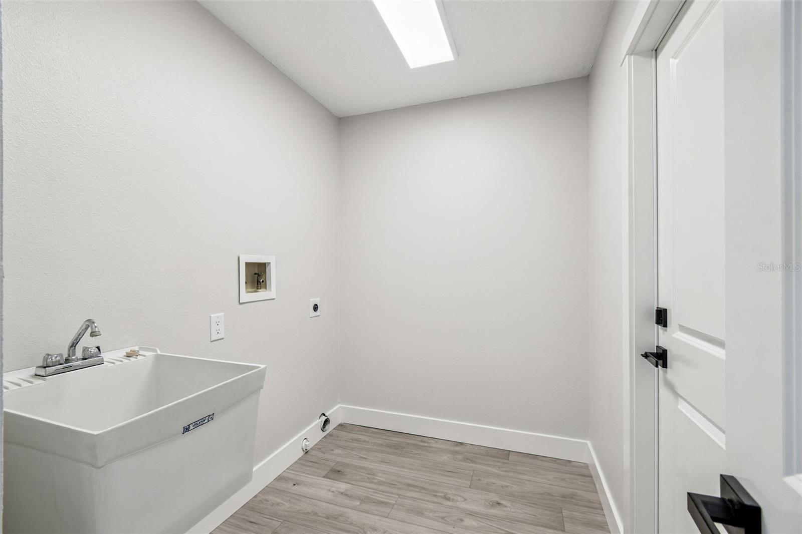 Image 45 of 70 For 5248 Frost Road