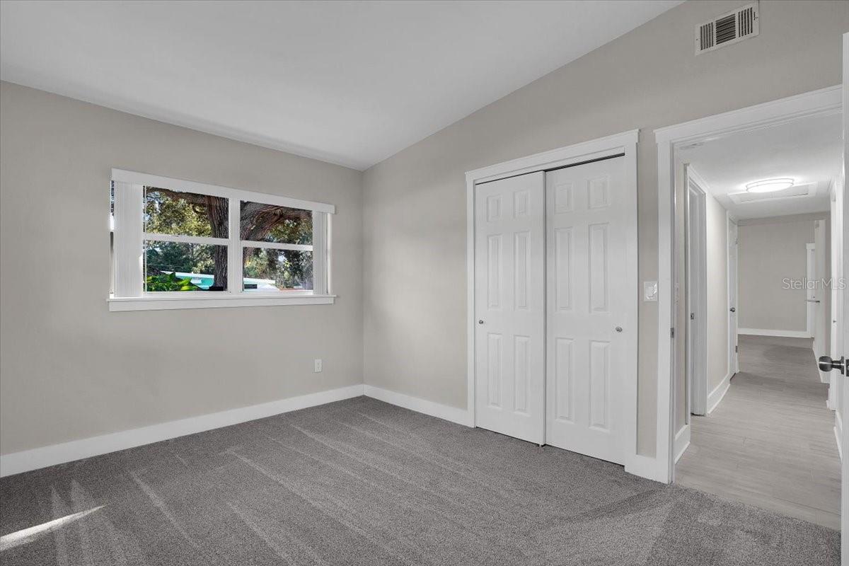 Image 15 of 30 For 1452 Evergreen Avenue