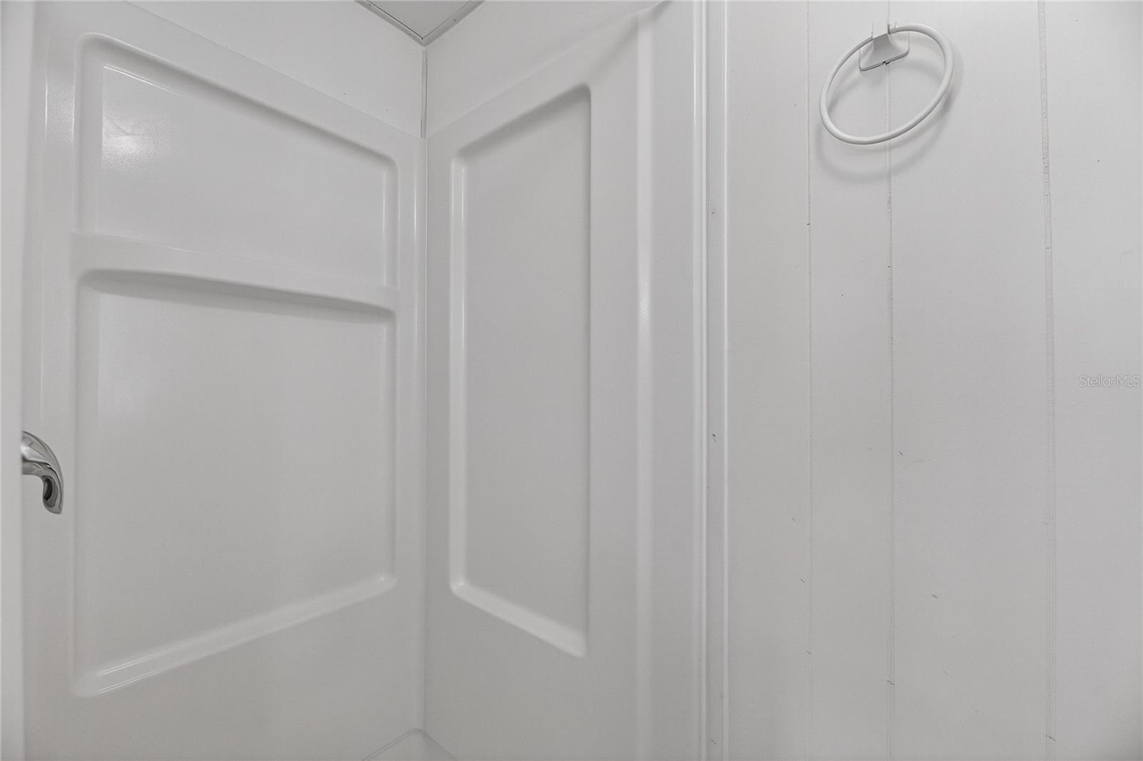 Listing photo id 18 for 38644 Remora Avenue