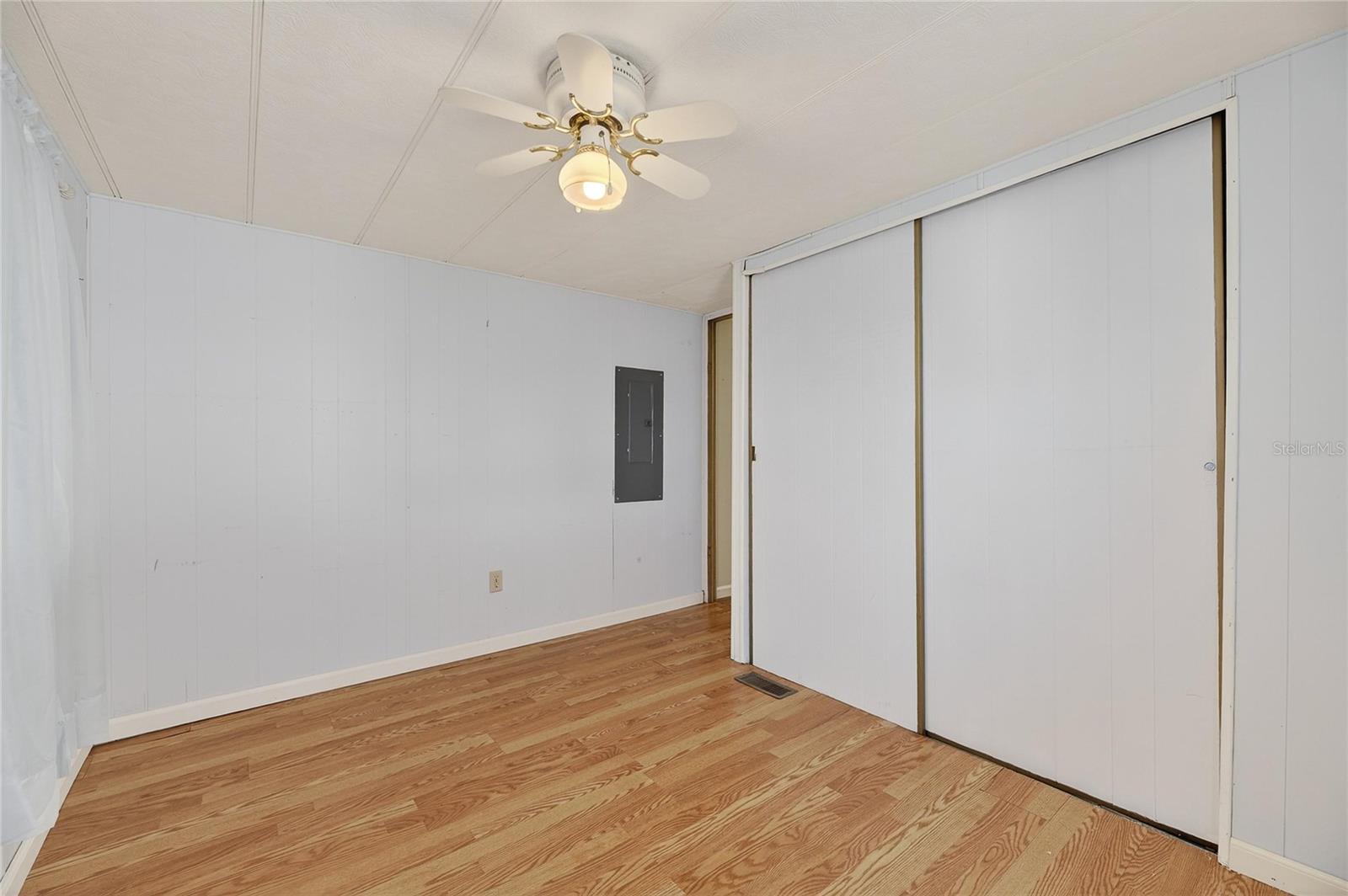 Listing photo id 29 for 38644 Remora Avenue