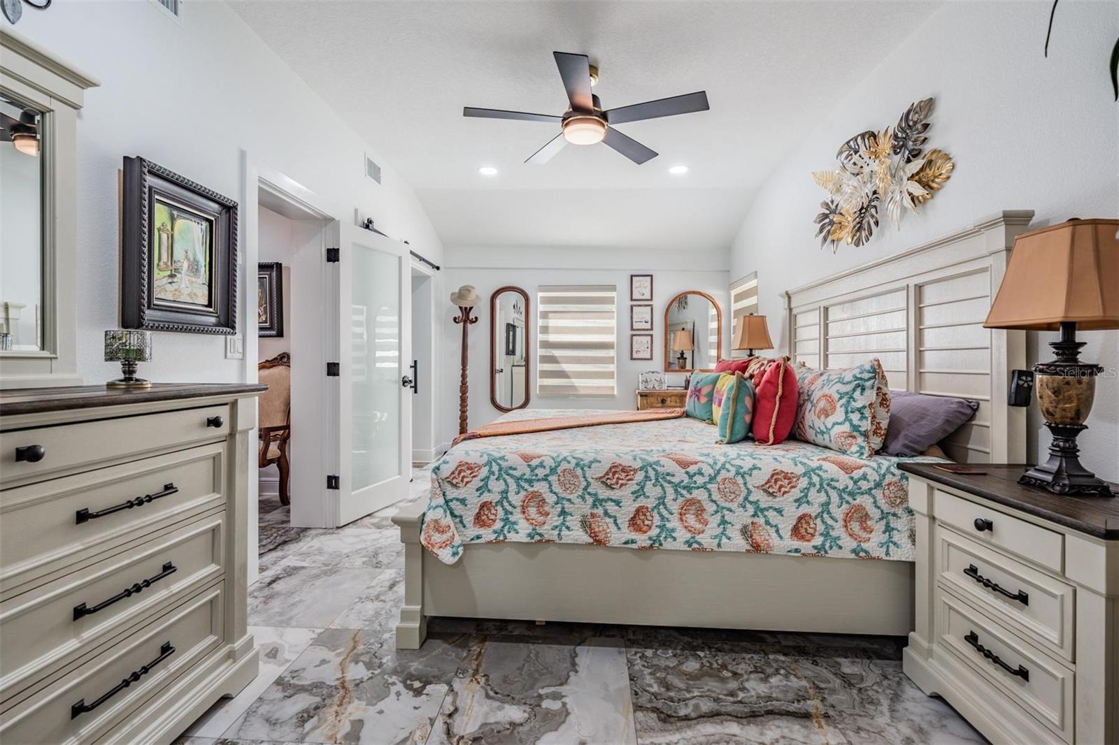 Image 18 of 40 For 6907 Creek Drive