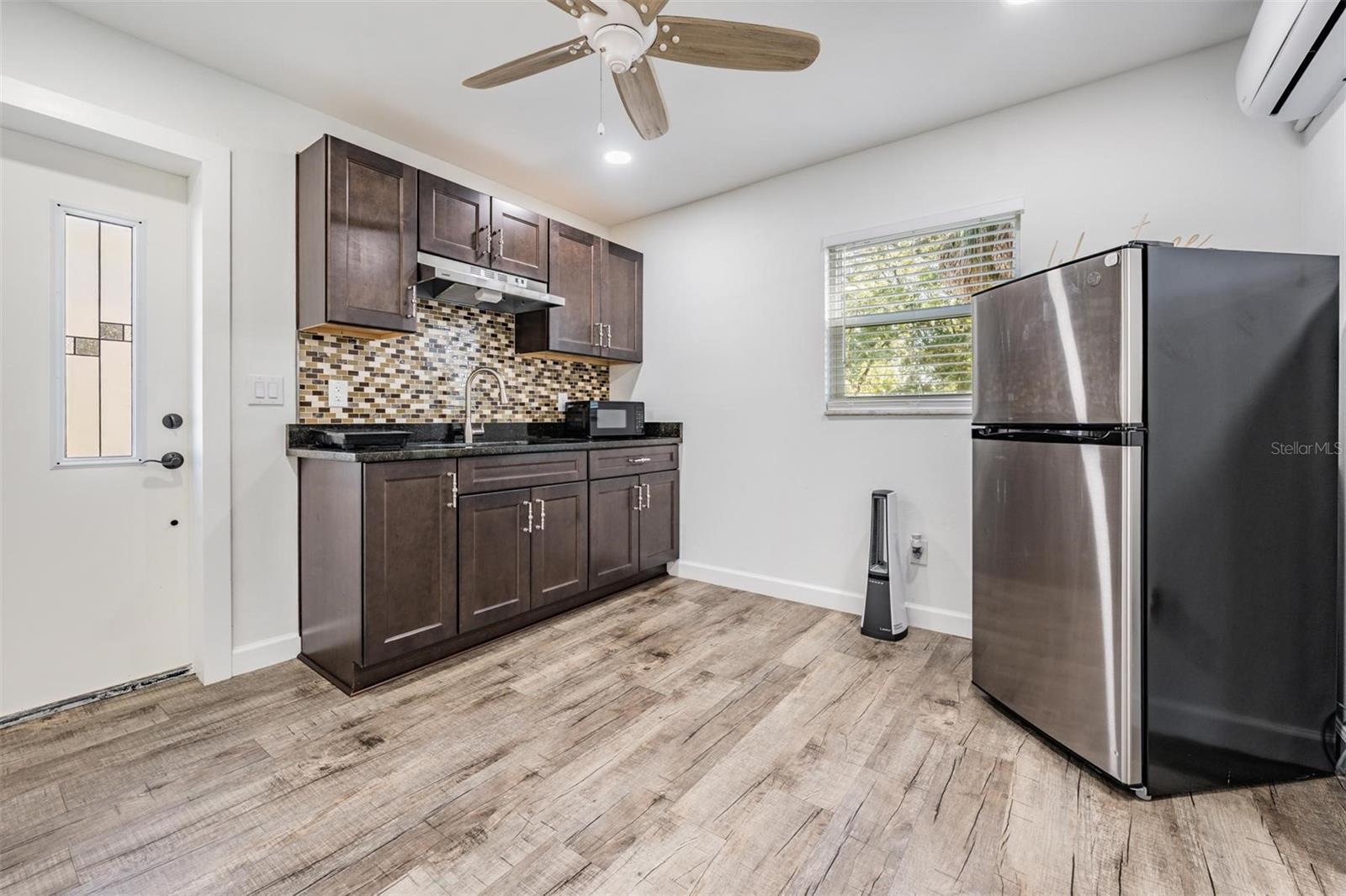 Image 25 of 40 For 6907 Creek Drive