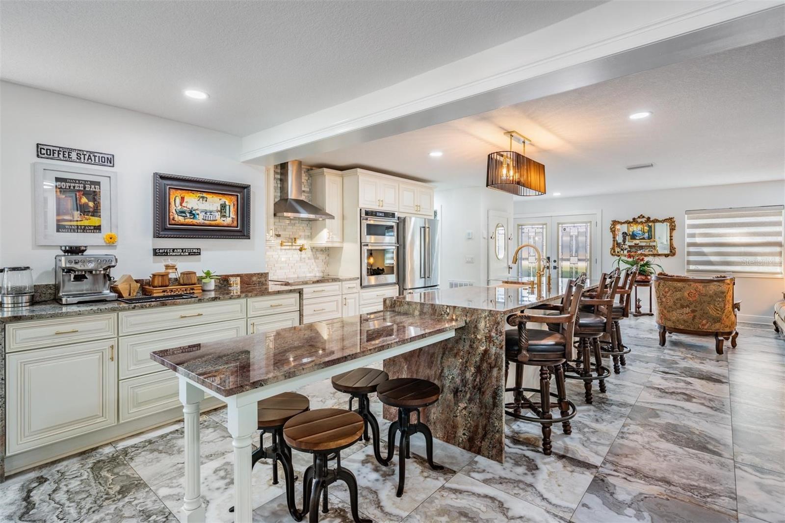 Image 7 of 40 For 6907 Creek Drive