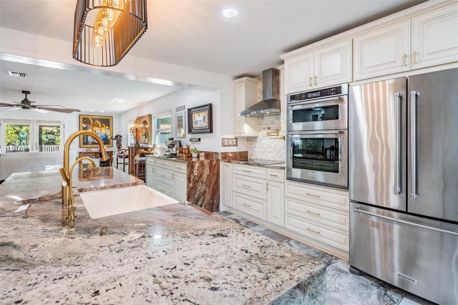 Image 8 of 40 For 6907 Creek Drive