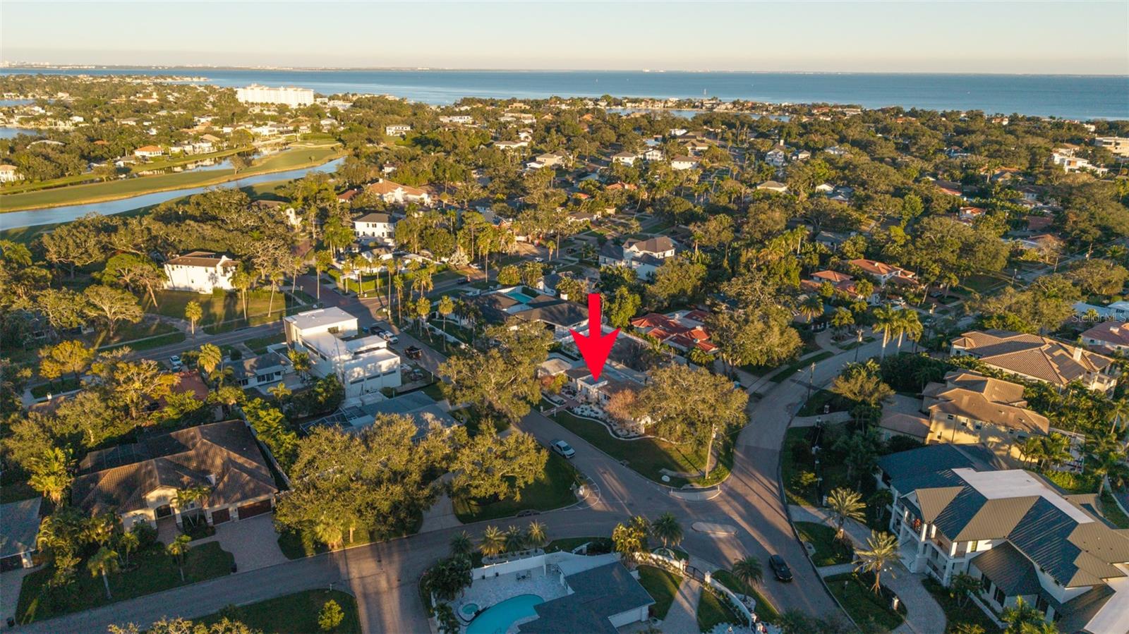 Listing photo id 31 for 115 Rafael Boulevard Ne