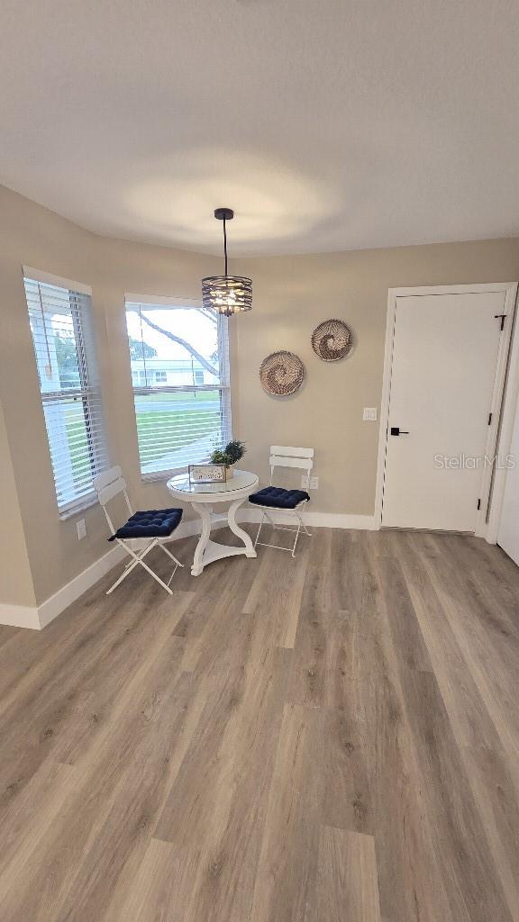 Image 11 of 16 For 307 Santa Clara Circle