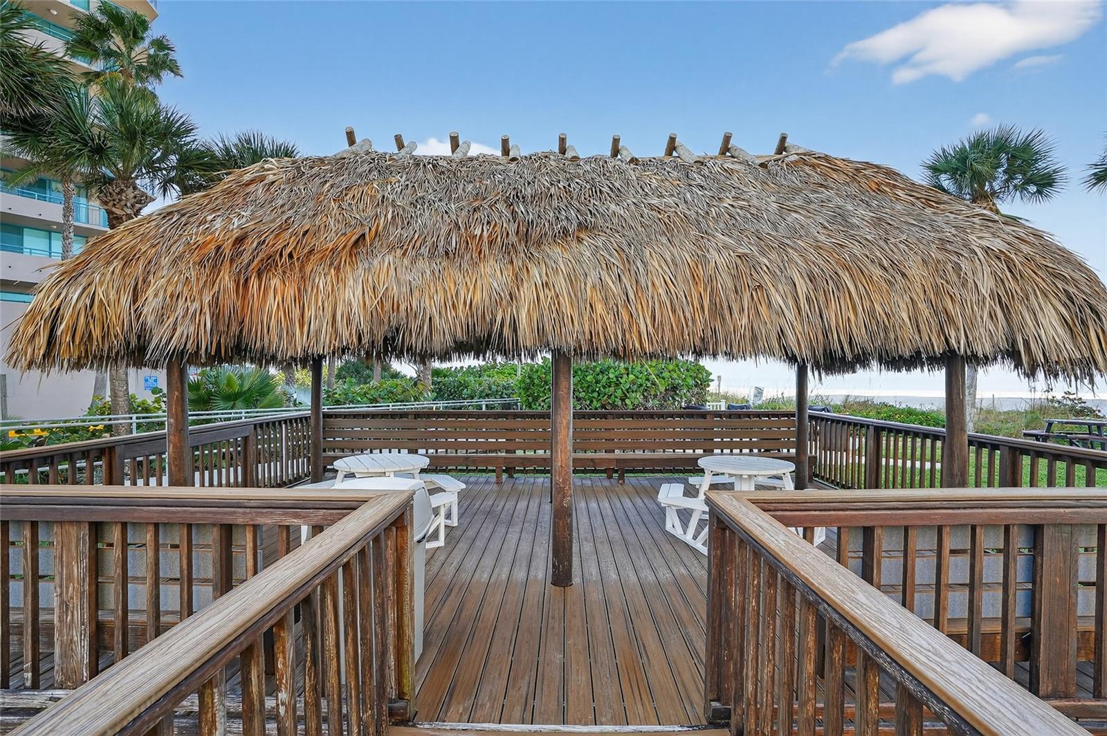 Image 37 of 39 For 1480 Gulf Boulevard 202