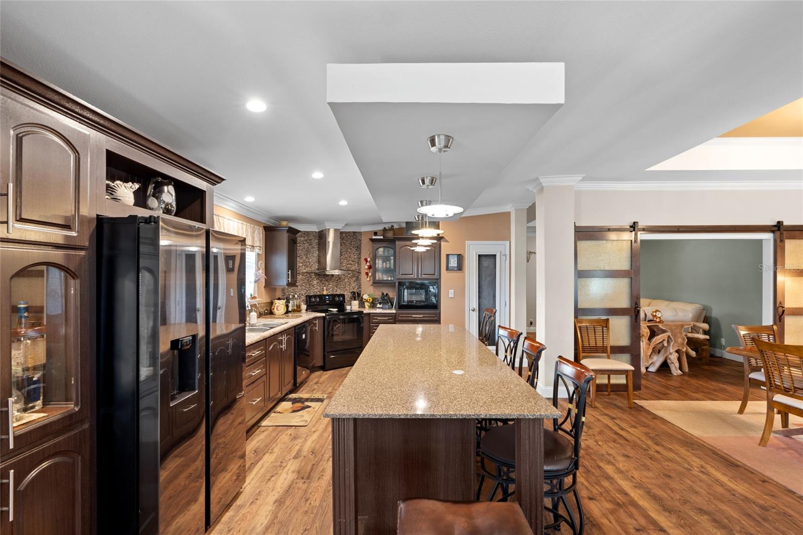 Image 11 of 31 For 2715 9th Avenue N