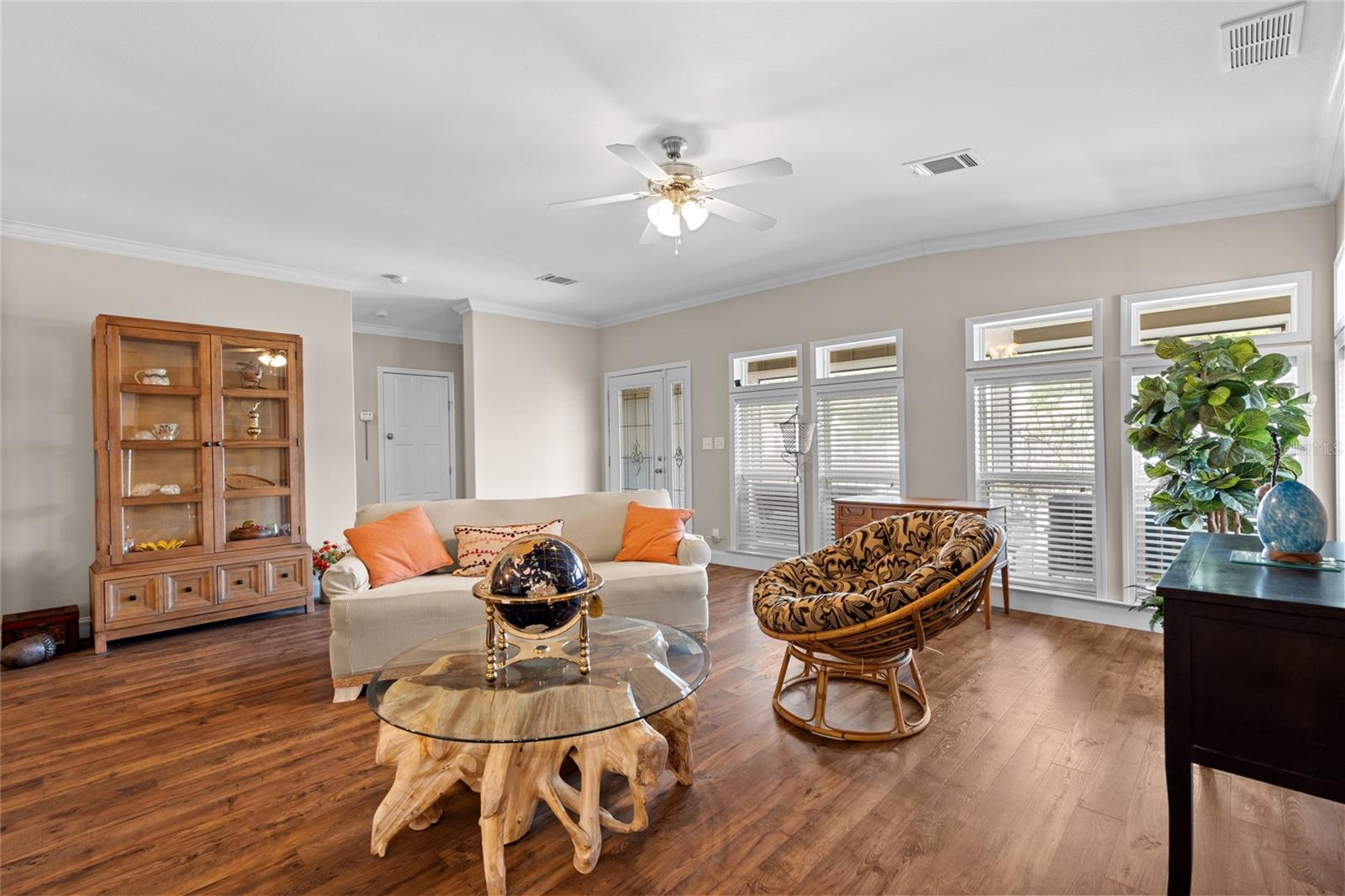 Image 6 of 31 For 2715 9th Avenue N