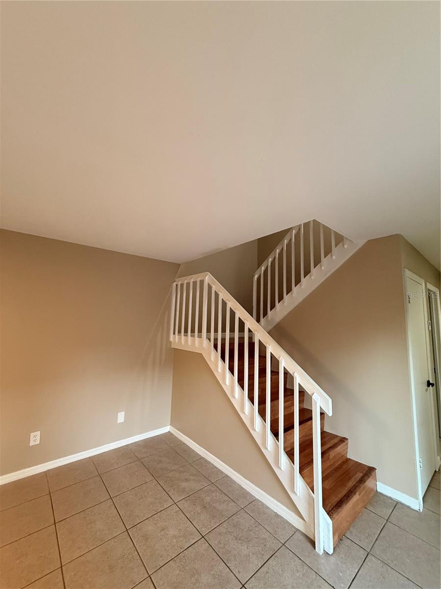 Image 10 of 20 For 5279 Coral Court 626