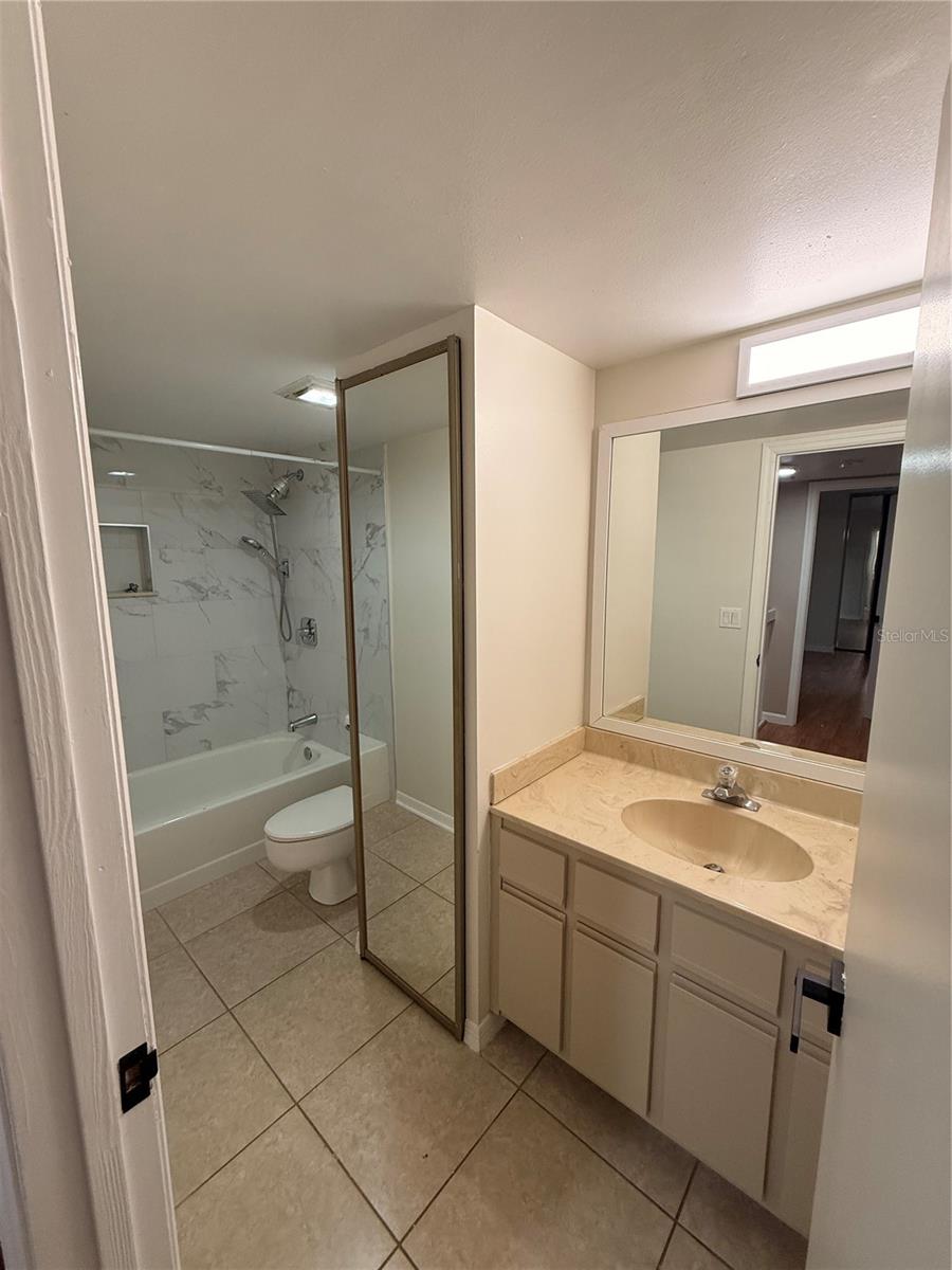 Image 15 of 20 For 5279 Coral Court 626