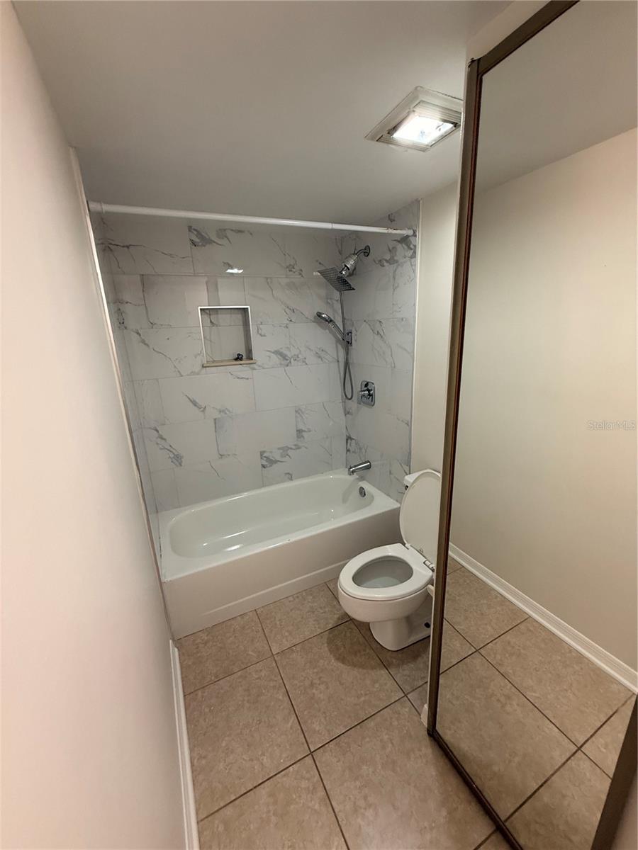 Image 16 of 20 For 5279 Coral Court 626