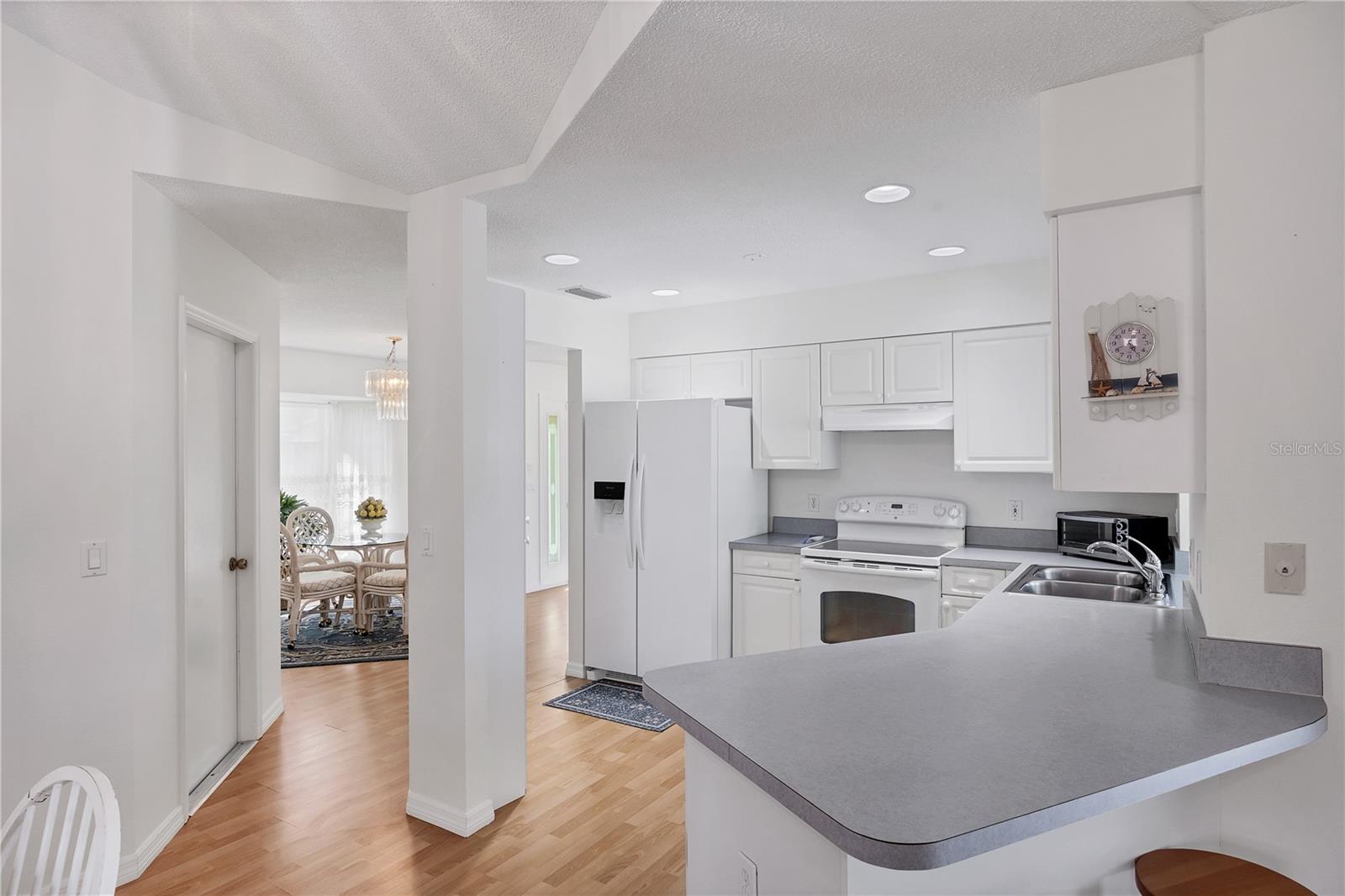 Image 10 of 29 For 5840 Taylor Road