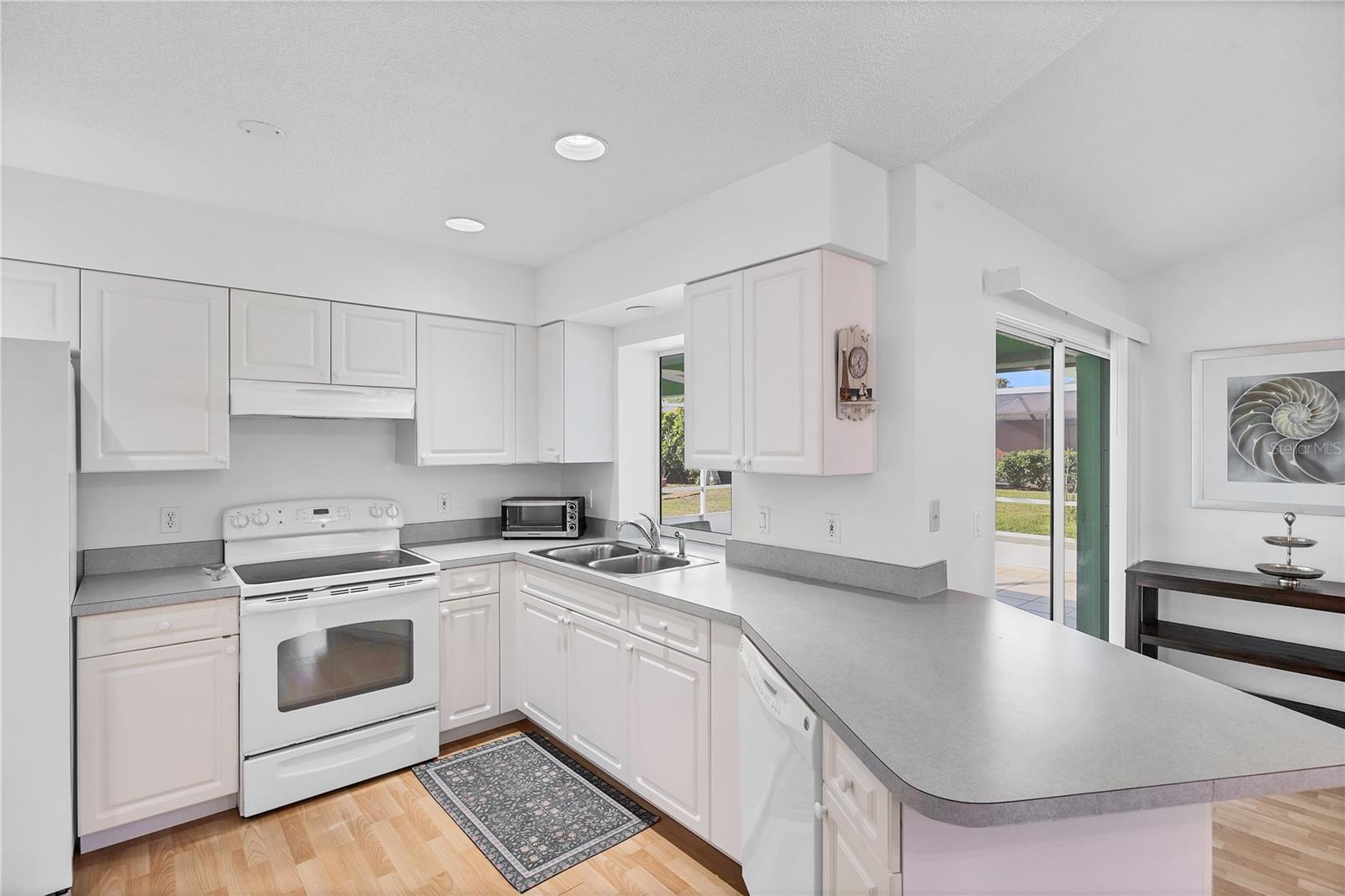 Image 9 of 29 For 5840 Taylor Road