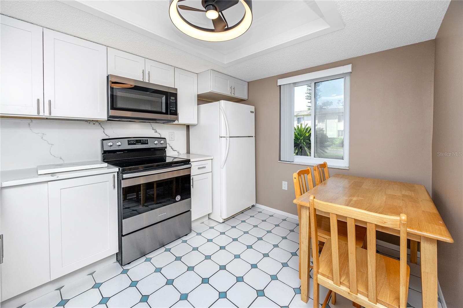 Image 5 of 48 For 209 Cypress Court 209