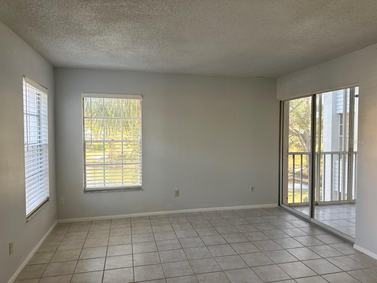 Image 6 of 11 For 6304 Pointe West Boulevard A206