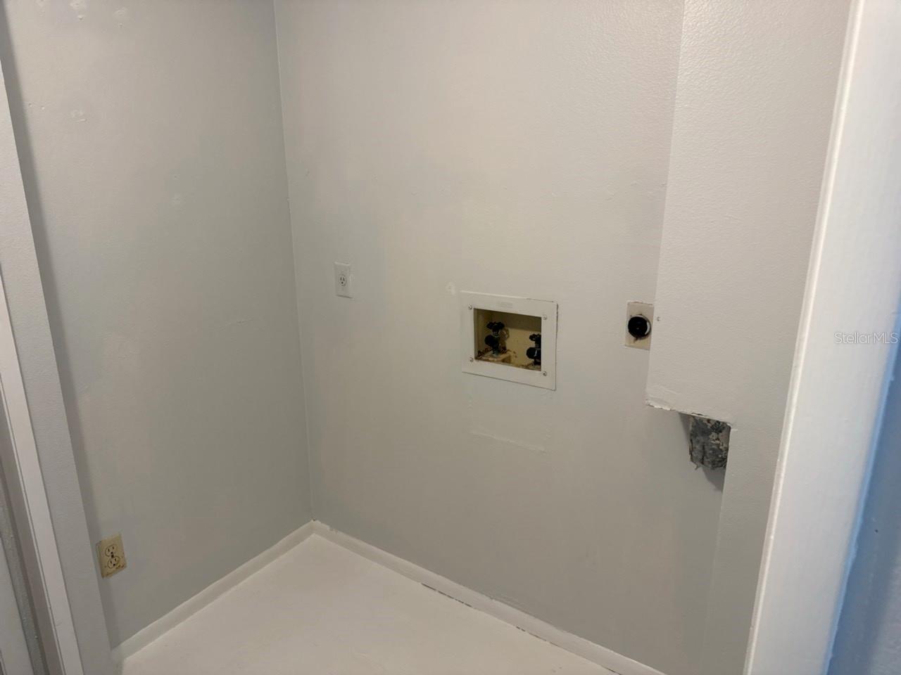 Image 7 of 11 For 6304 Pointe West Boulevard A206