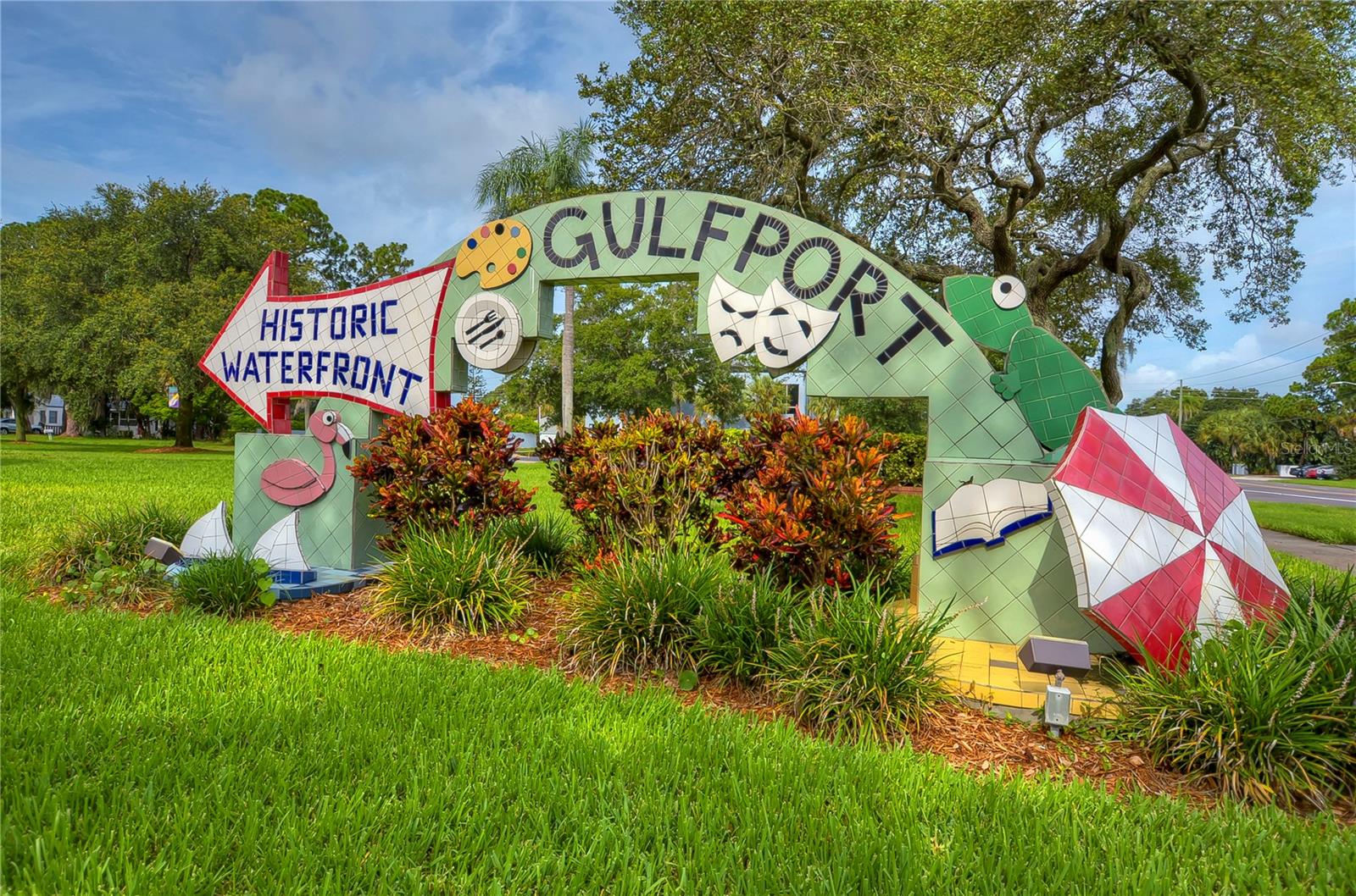 Image 5 of 28 For 5737 Shore Boulevard S 2