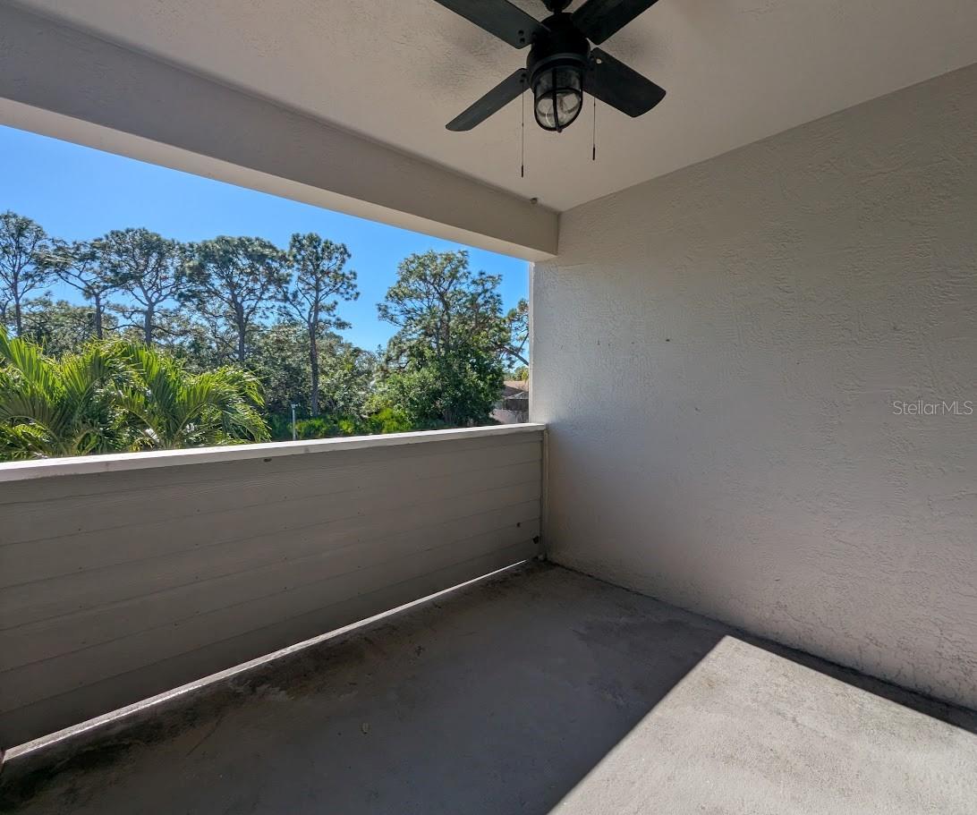 Image 10 of 18 For 8707 Bardmoor Place 202