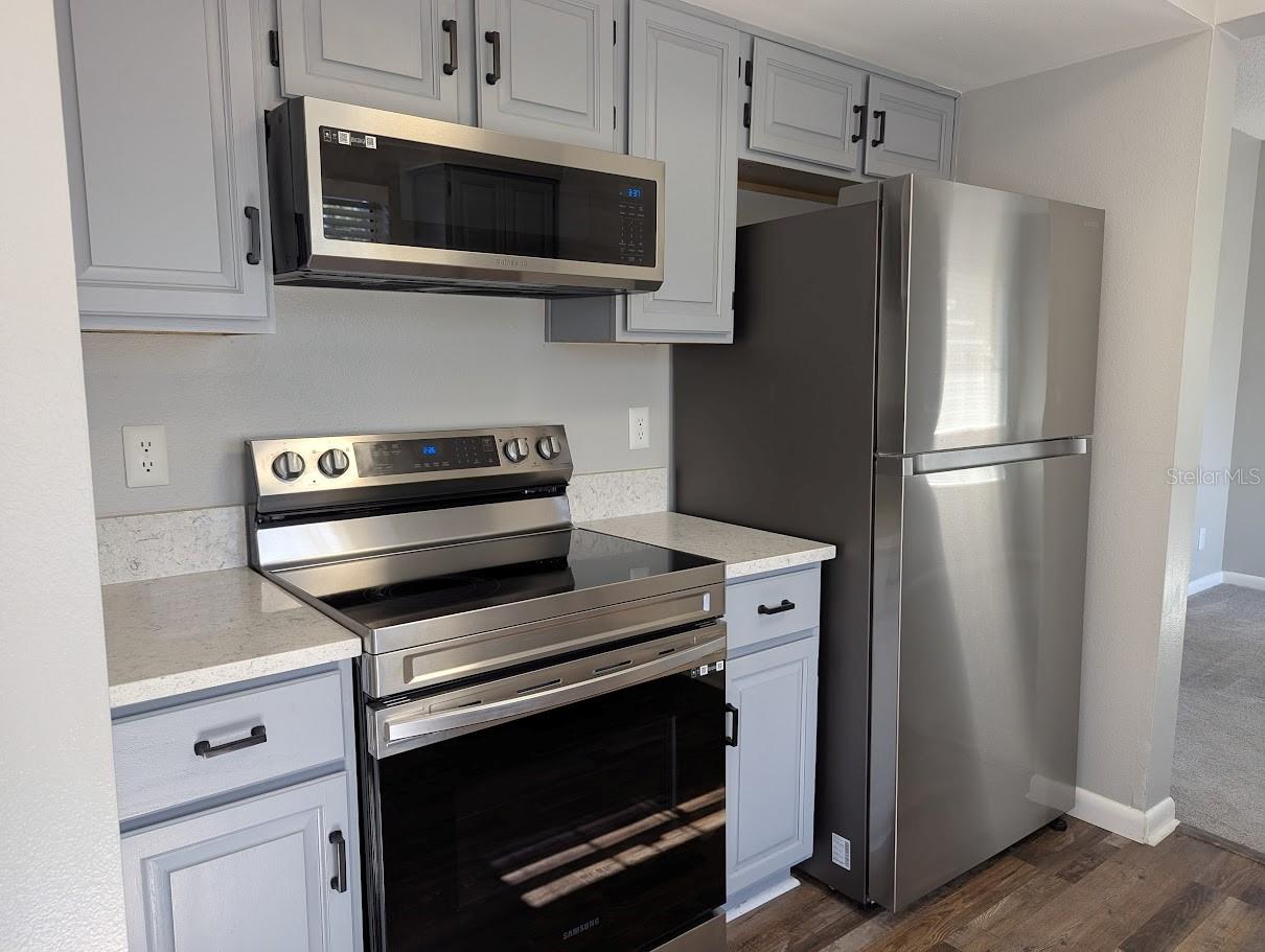 Image 8 of 18 For 8707 Bardmoor Place 202