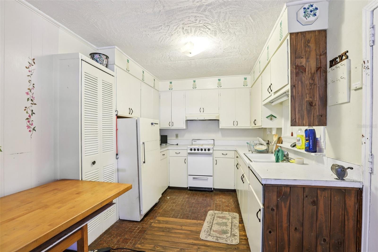 Image 8 of 23 For 38025 13th Avenue