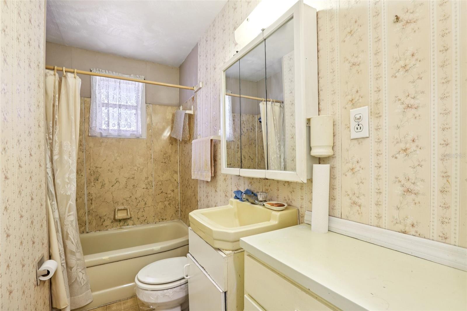 Image 9 of 23 For 38025 13th Avenue