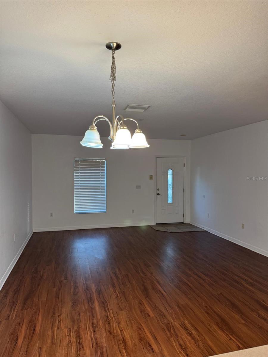 Image 7 of 19 For 15635 Stable Run Drive