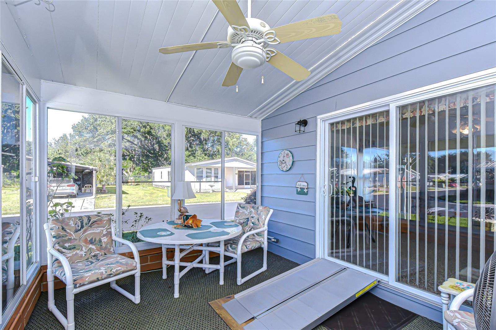 Image 21 of 49 For 3210 Moonlight Street