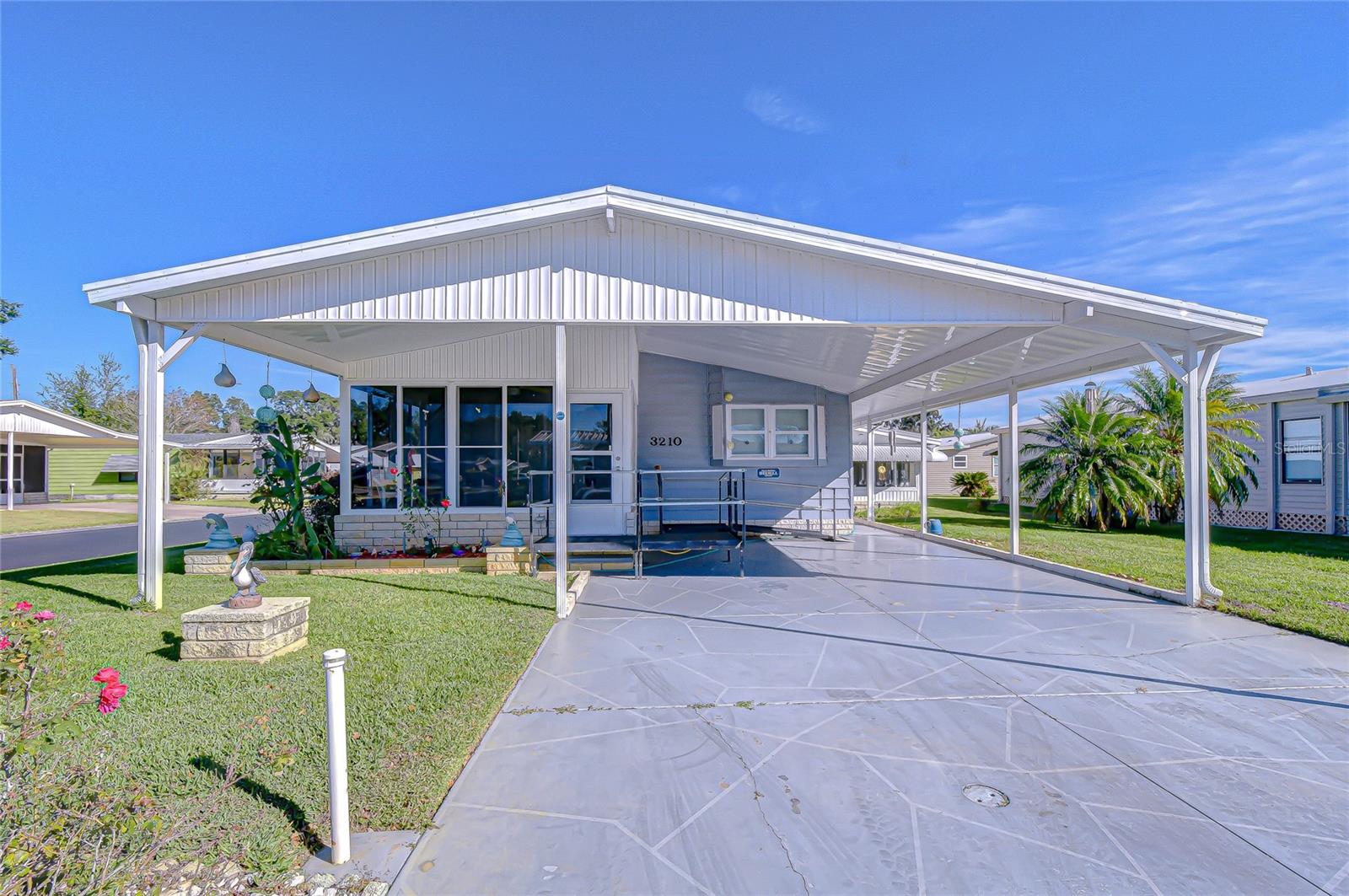 Image 3 of 49 For 3210 Moonlight Street