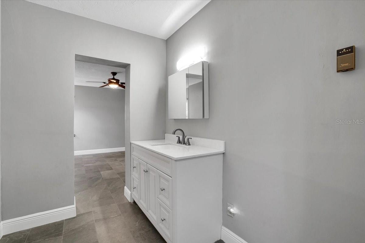 Image 14 of 58 For 2814 47th Street S