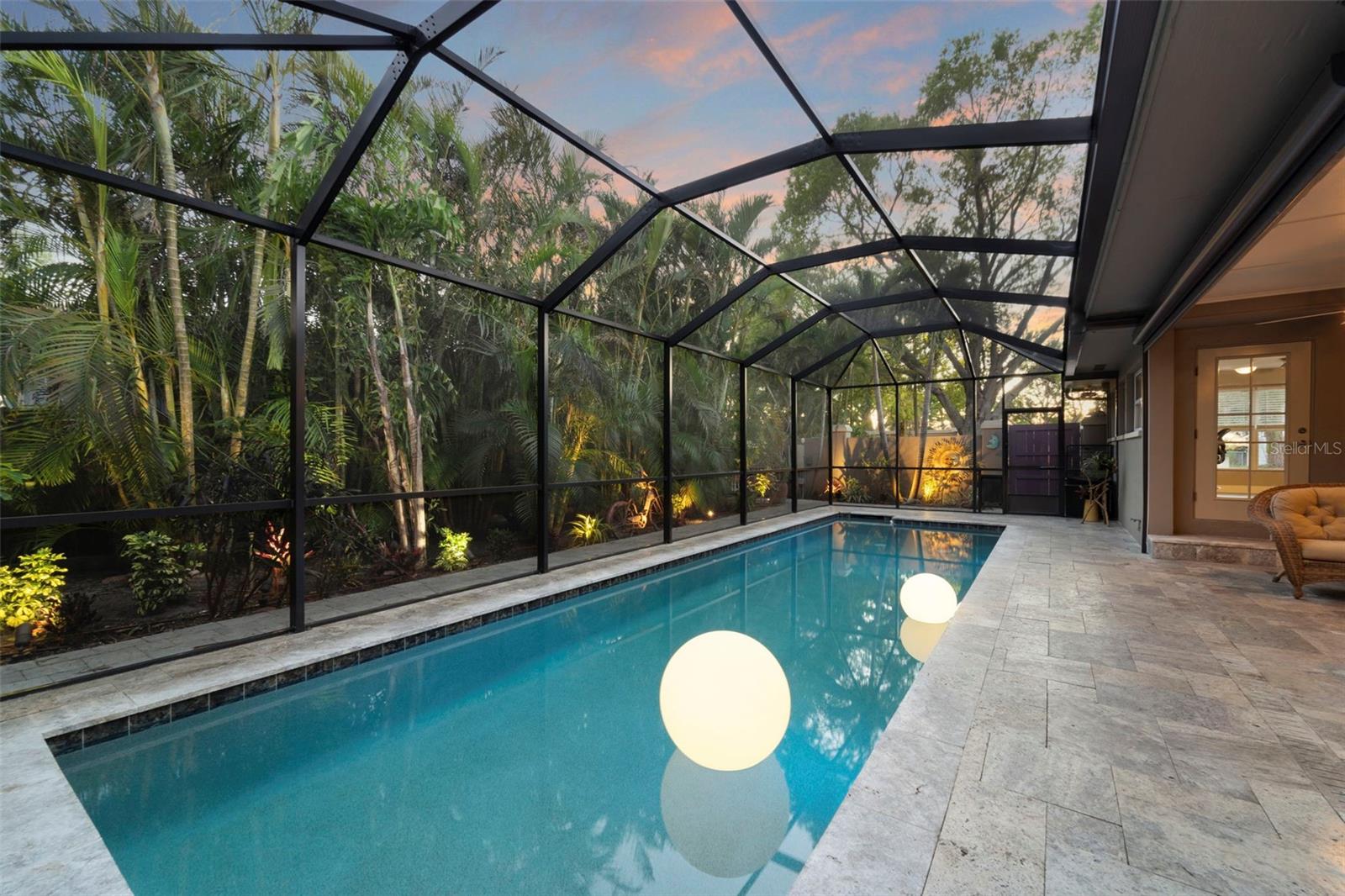 Image 18 of 58 For 2814 47th Street S