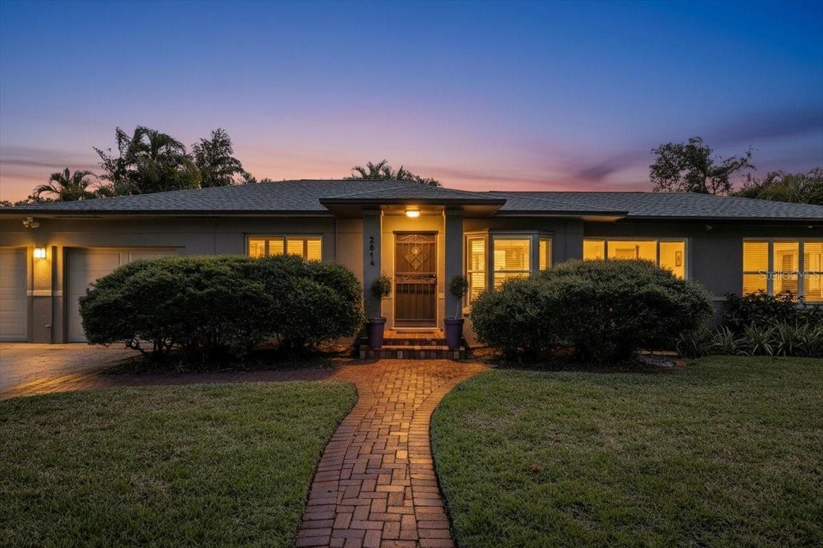 Image 46 of 58 For 2814 47th Street S