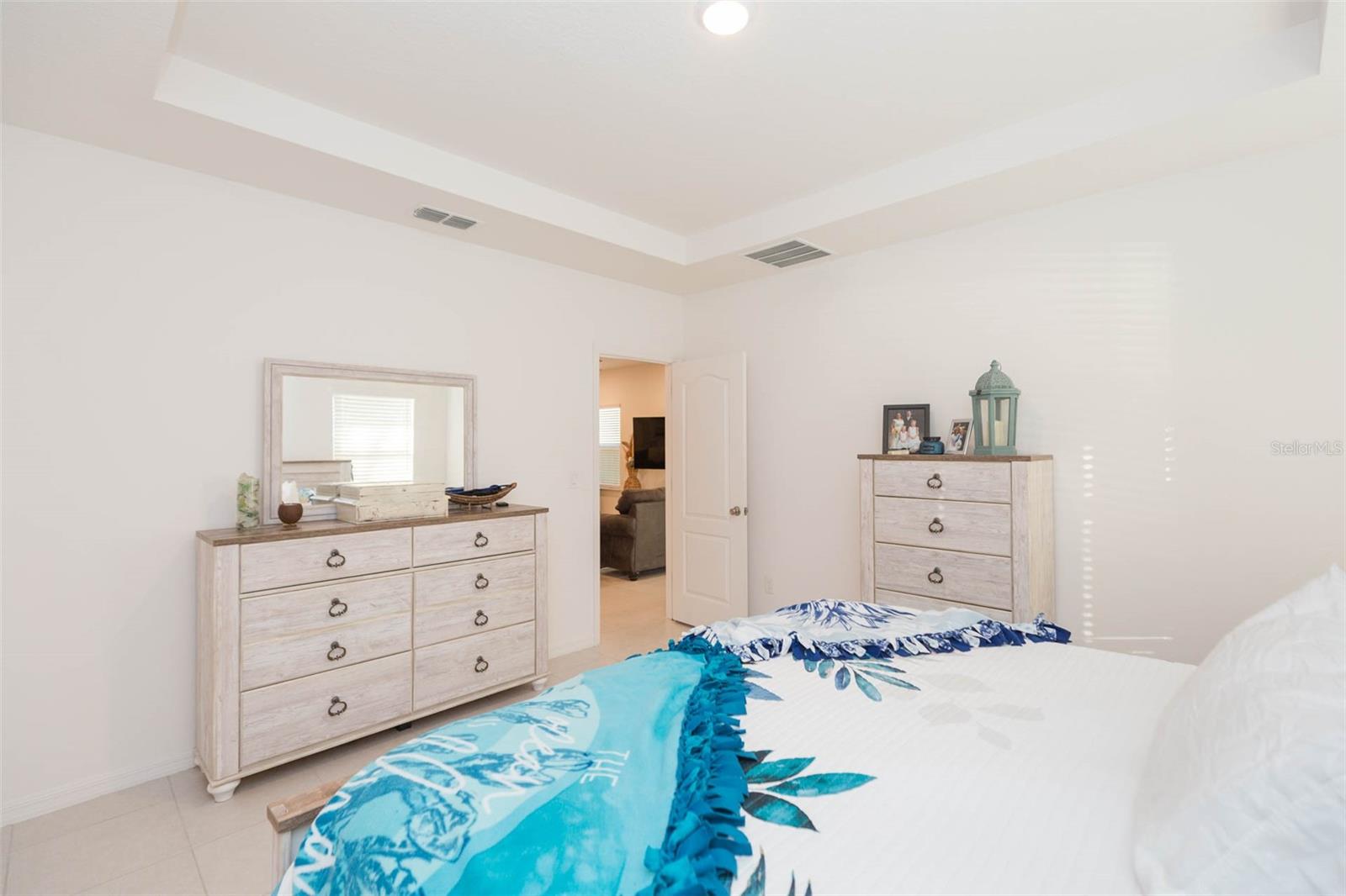 Image 29 of 95 For 31088 Jazz Leaf Place