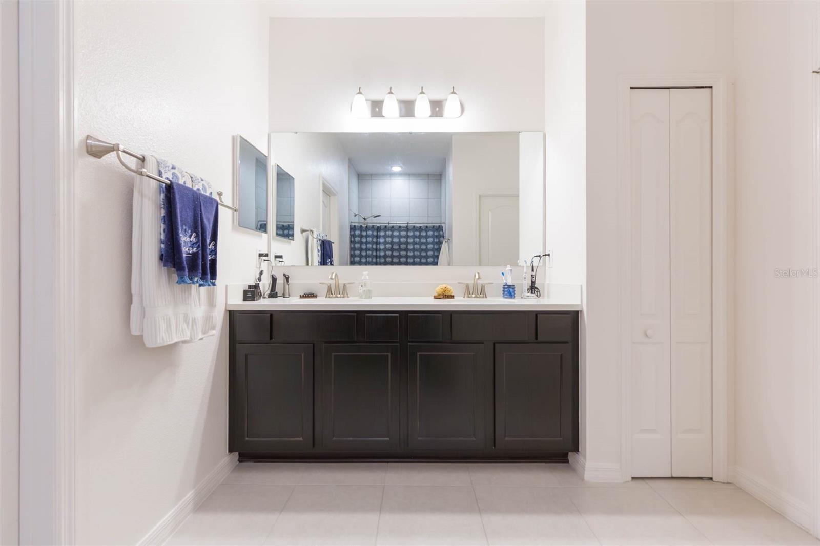 Image 32 of 95 For 31088 Jazz Leaf Place