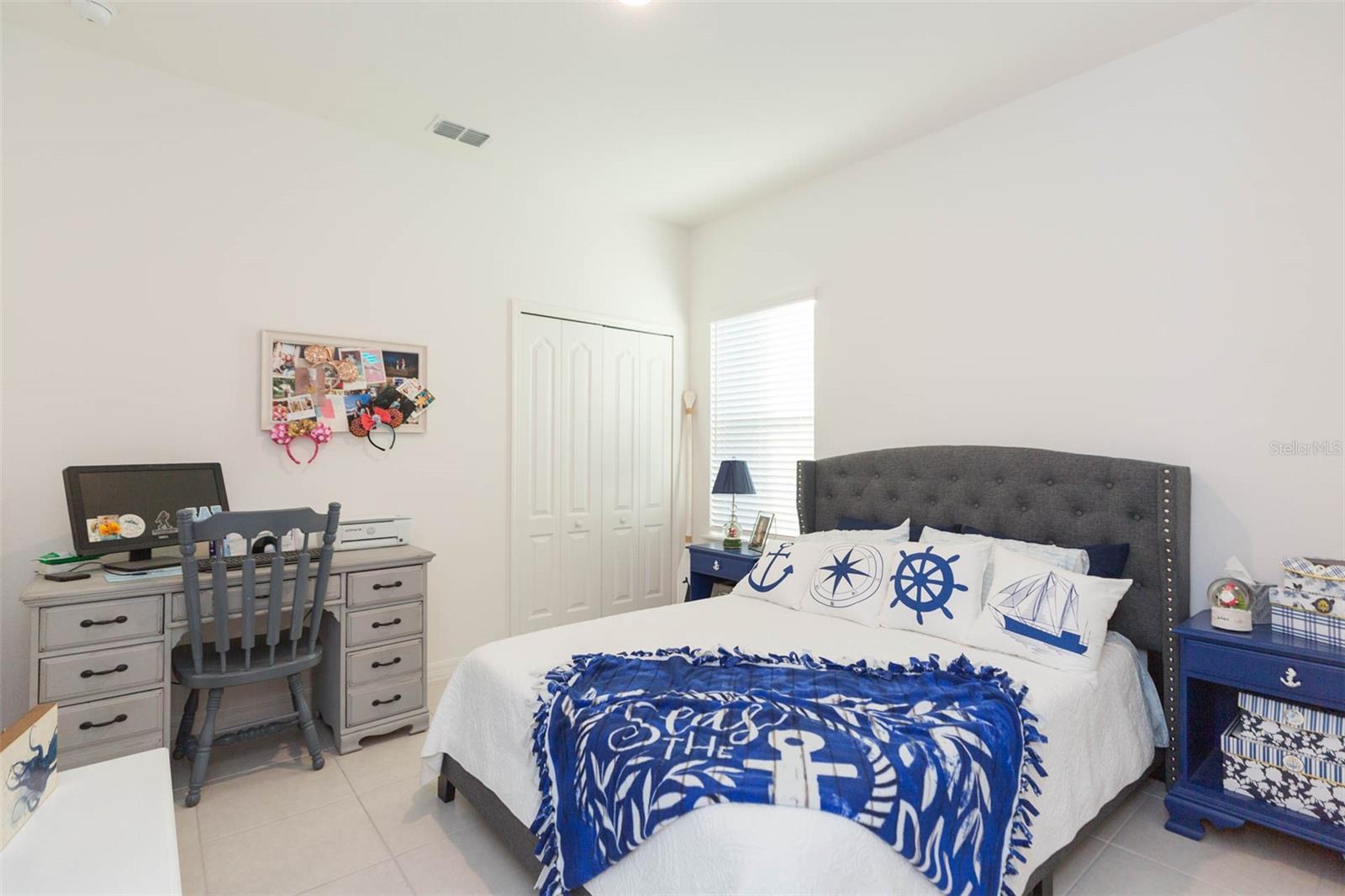 Image 33 of 95 For 31088 Jazz Leaf Place