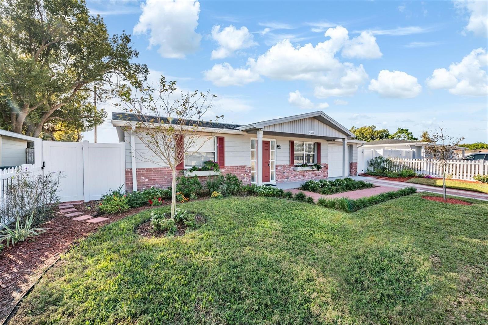 Image 10 of 34 For 4626 Abdella Lane