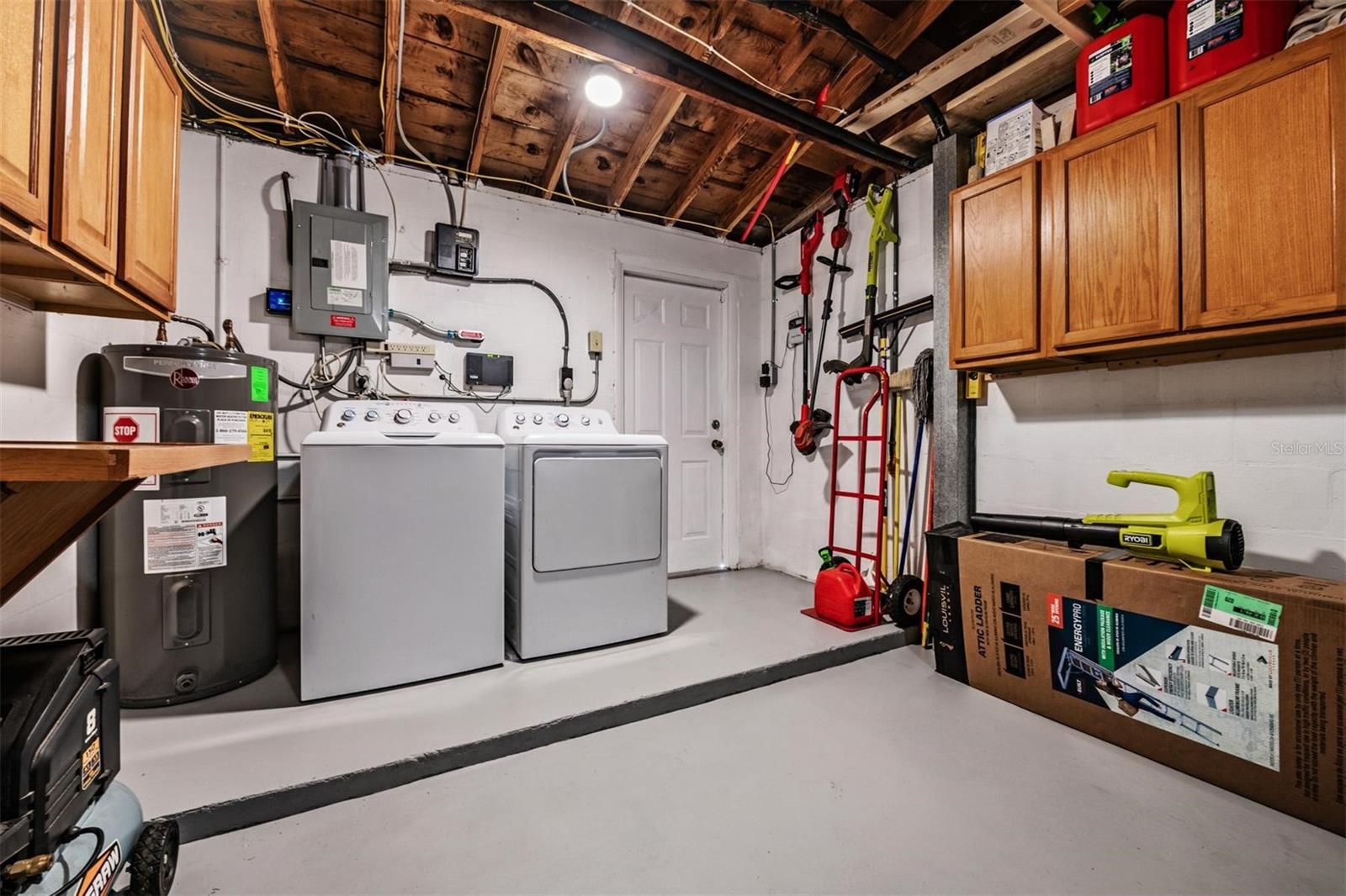 Image 17 of 34 For 4626 Abdella Lane