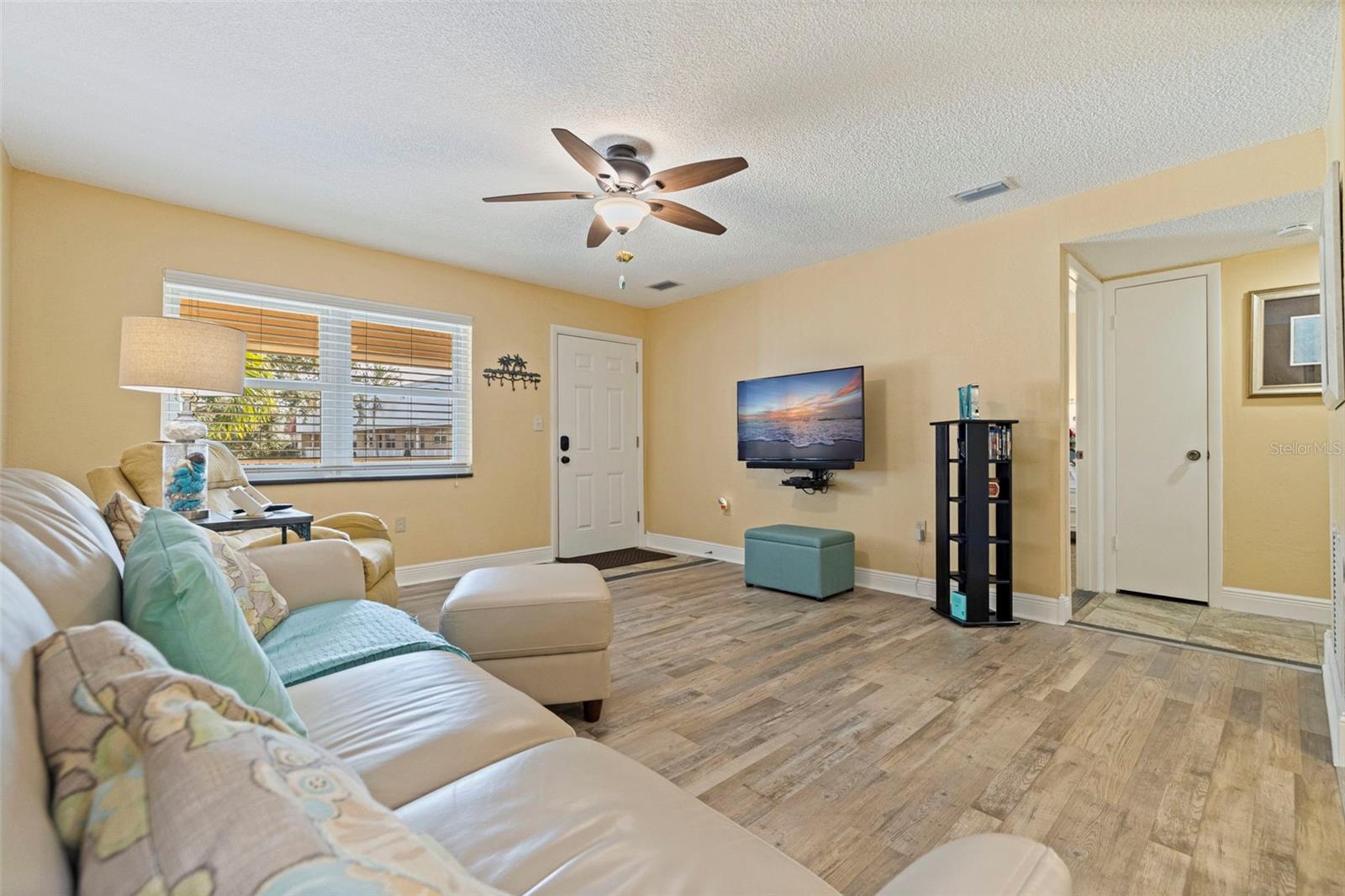 Image 11 of 52 For 10035 63rd Avenue N 23