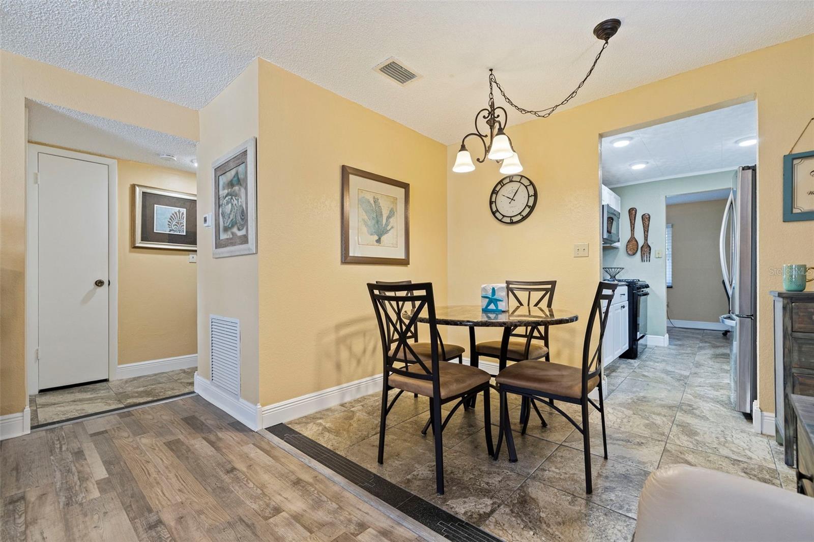 Image 14 of 52 For 10035 63rd Avenue N 23