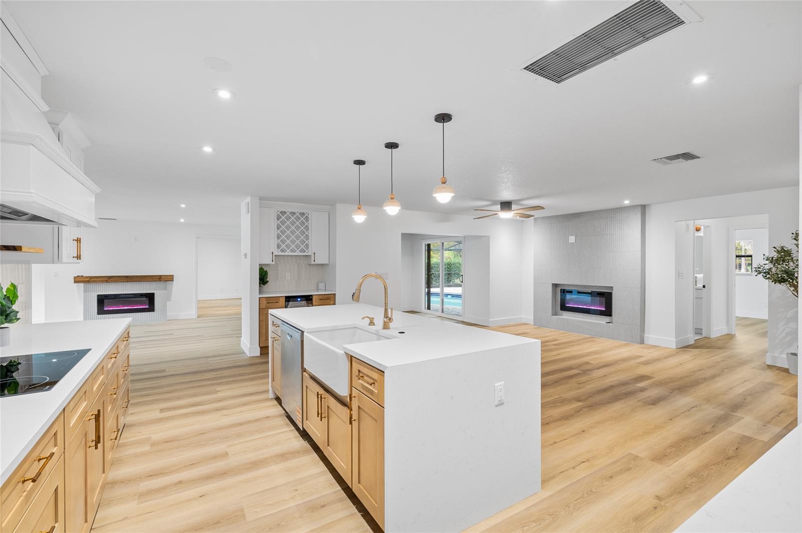 Image 19 of 68 For 13310 Golf Crest Circle