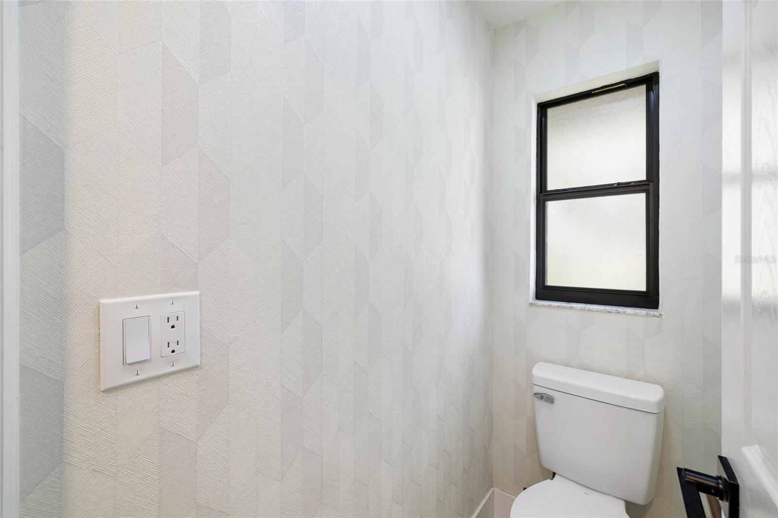 Image 30 of 68 For 13310 Golf Crest Circle