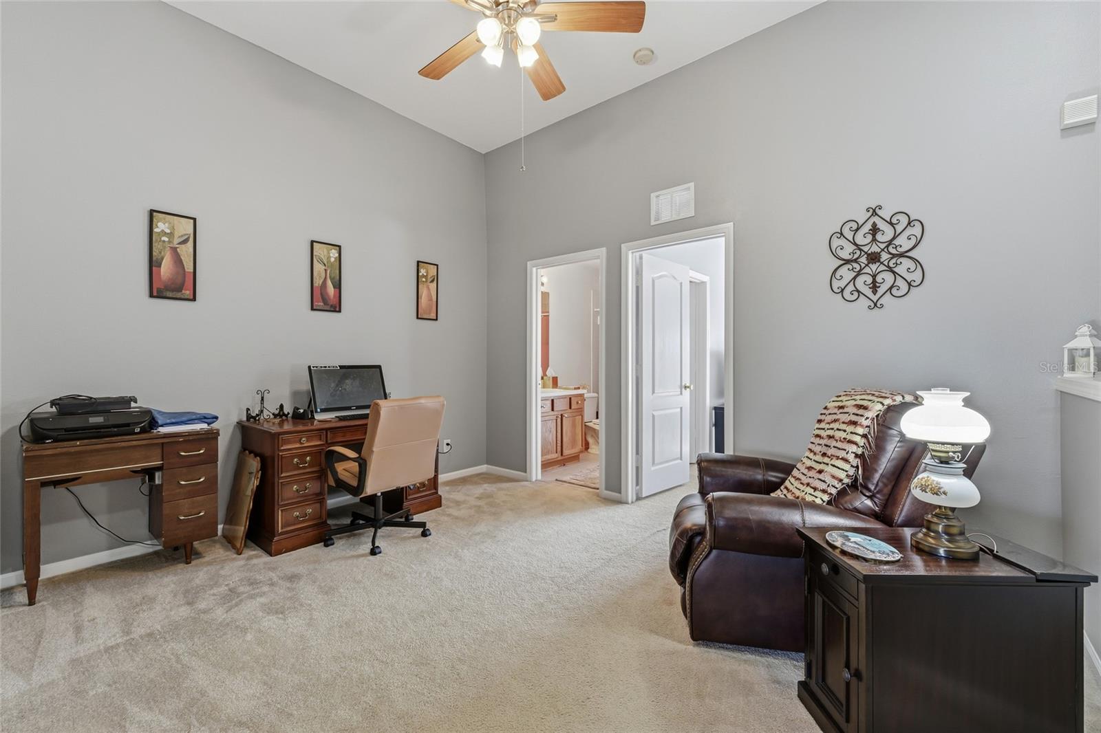 Image 14 of 43 For 952 Vista Cay Court