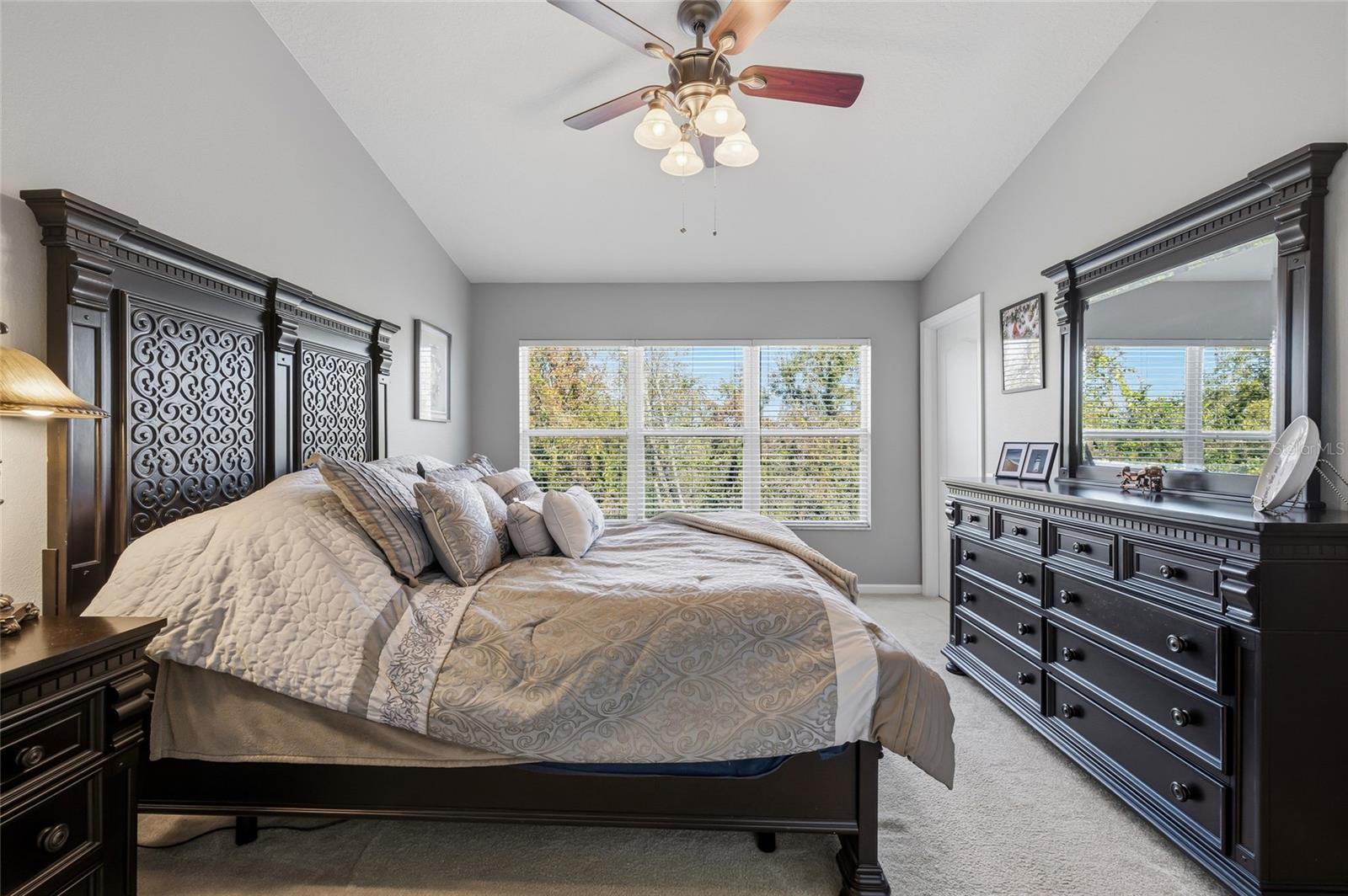 Image 17 of 43 For 952 Vista Cay Court