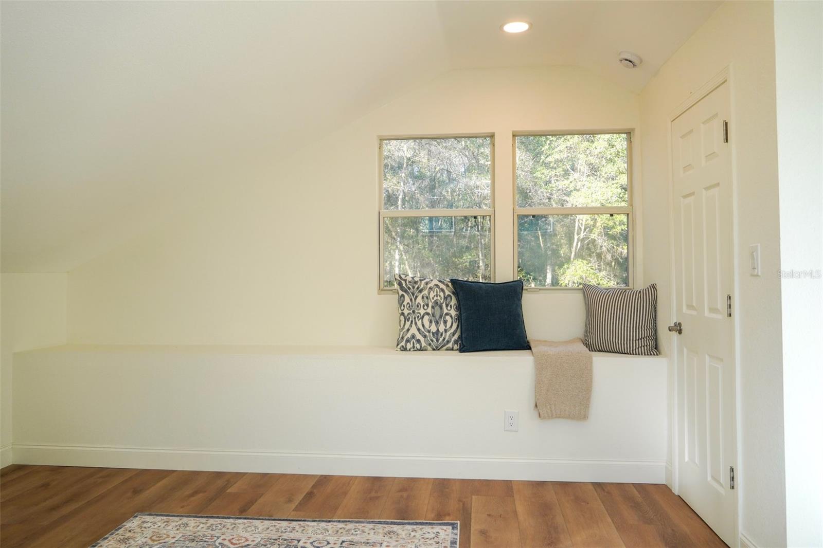 Image 19 of 27 For 3081 49th Street