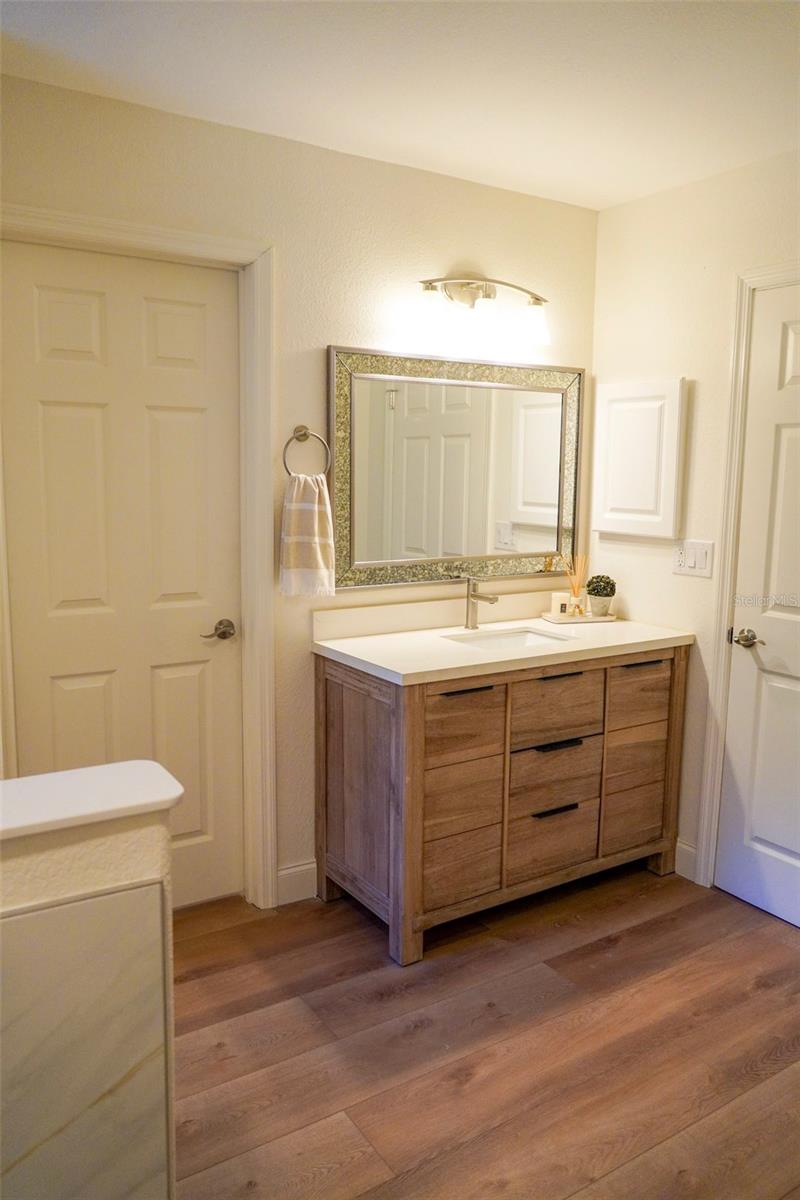 Image 20 of 27 For 3081 49th Street