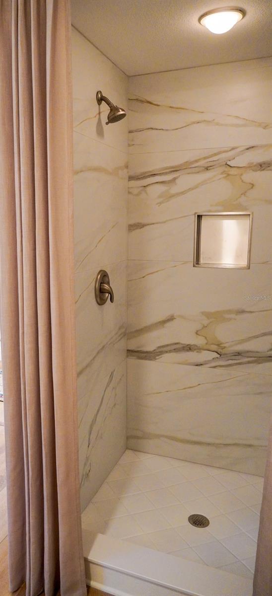 Image 24 of 27 For 3081 49th Street