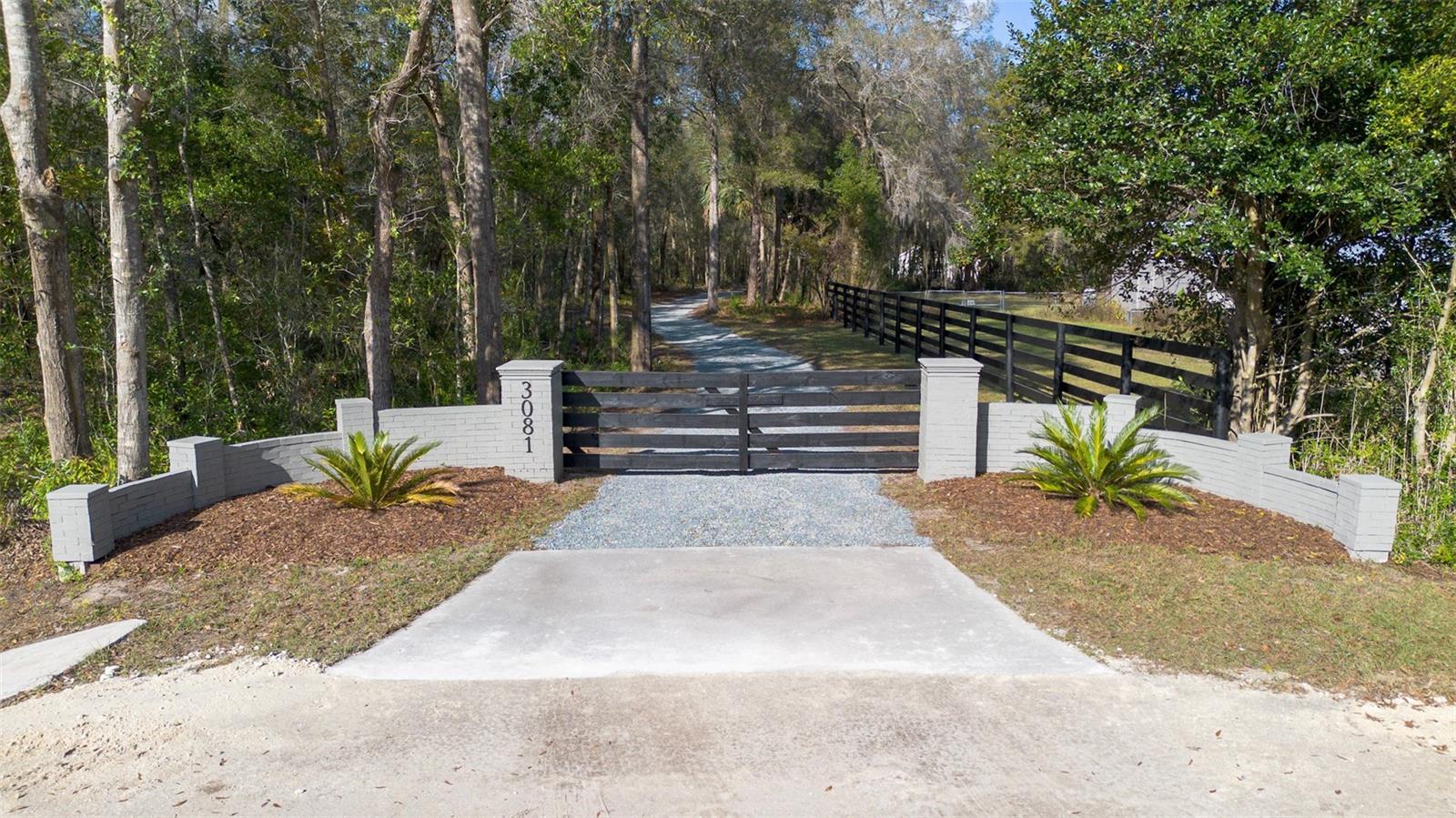 Image 3 of 27 For 3081 49th Street